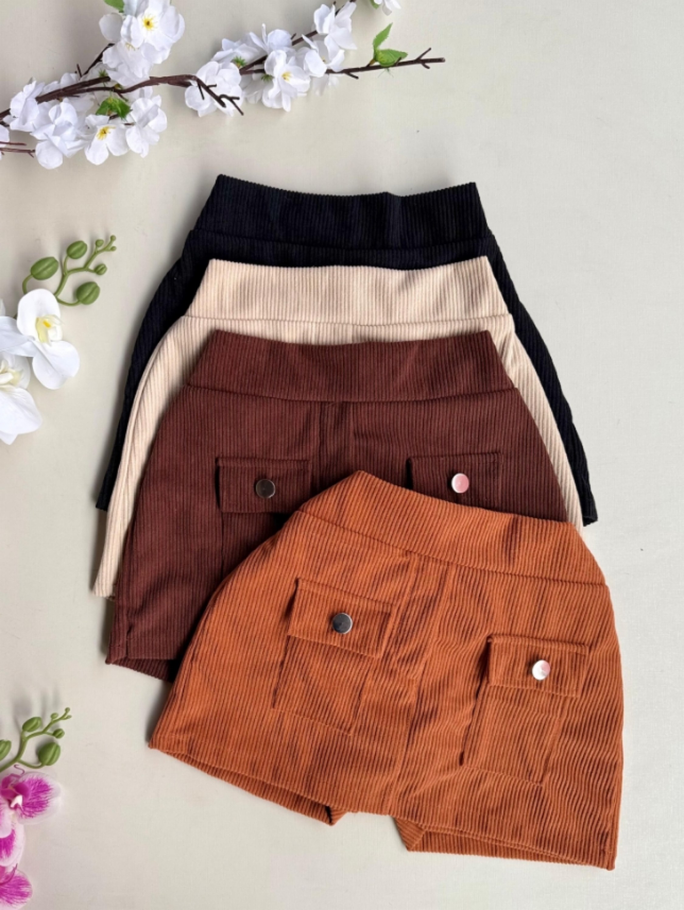 Shorts Saia Cotelê Infantil