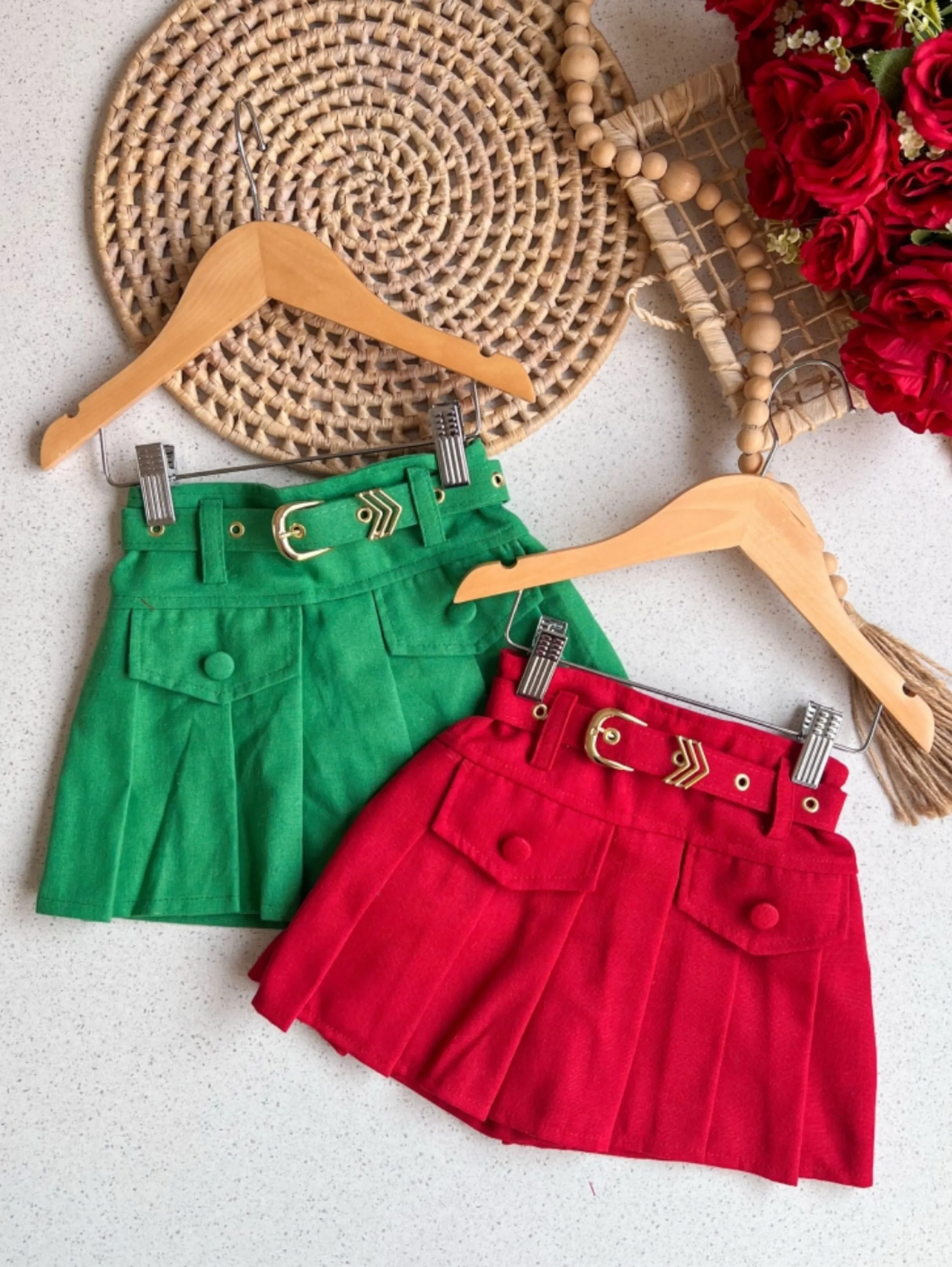 Shorts saia Festas pliçado Infantil/ Juvenil