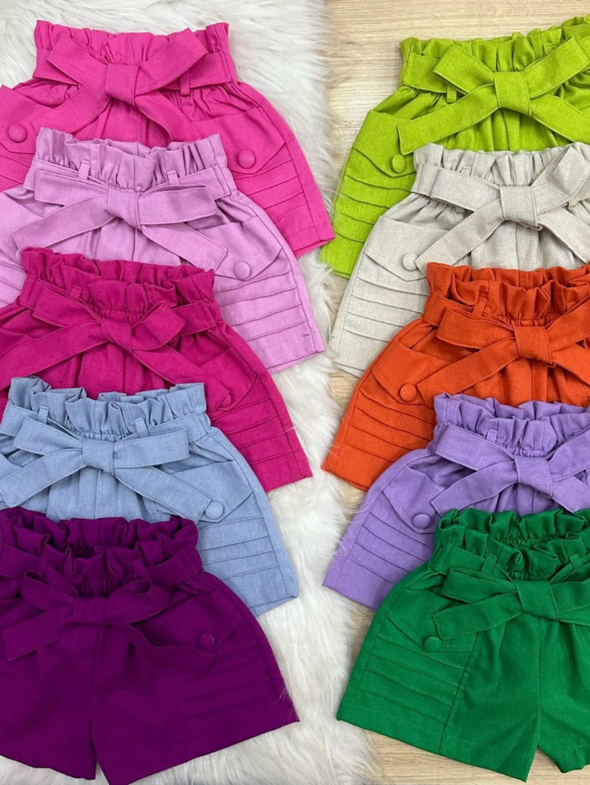 Shorts laço linho infantil