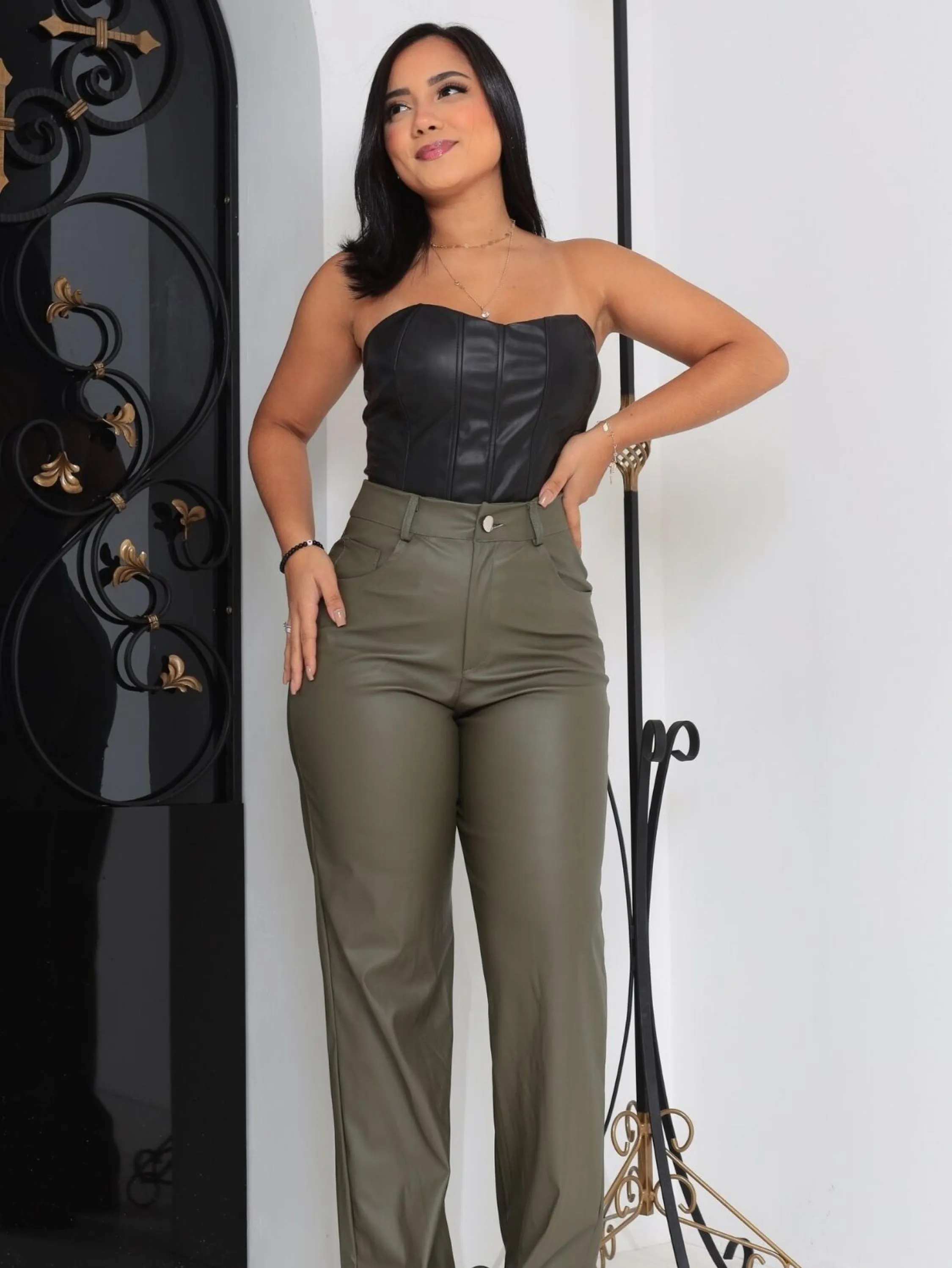 Calça Wide Leg Courino Feminina