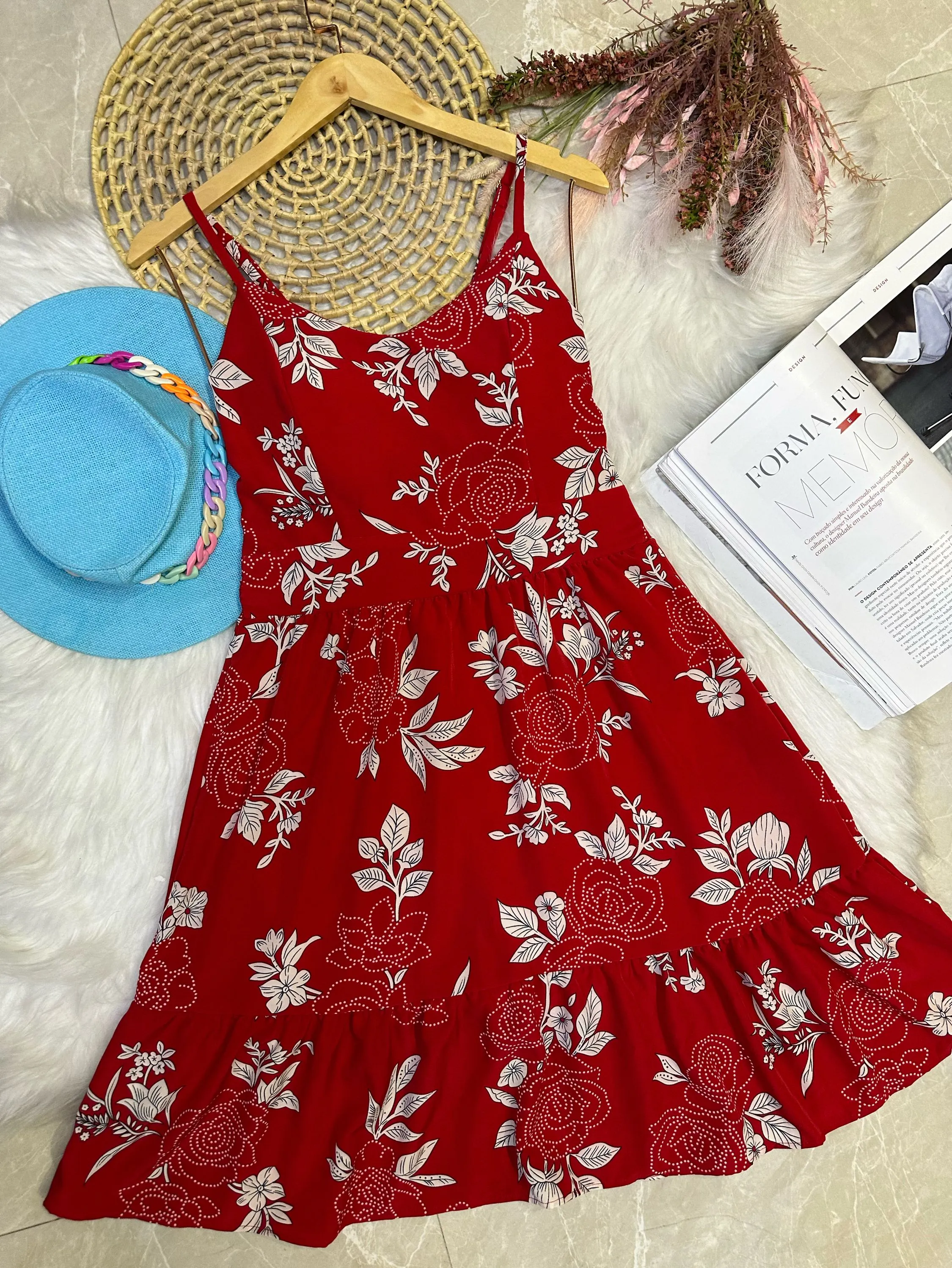 Vestido curto com forro crepinho Maya modas