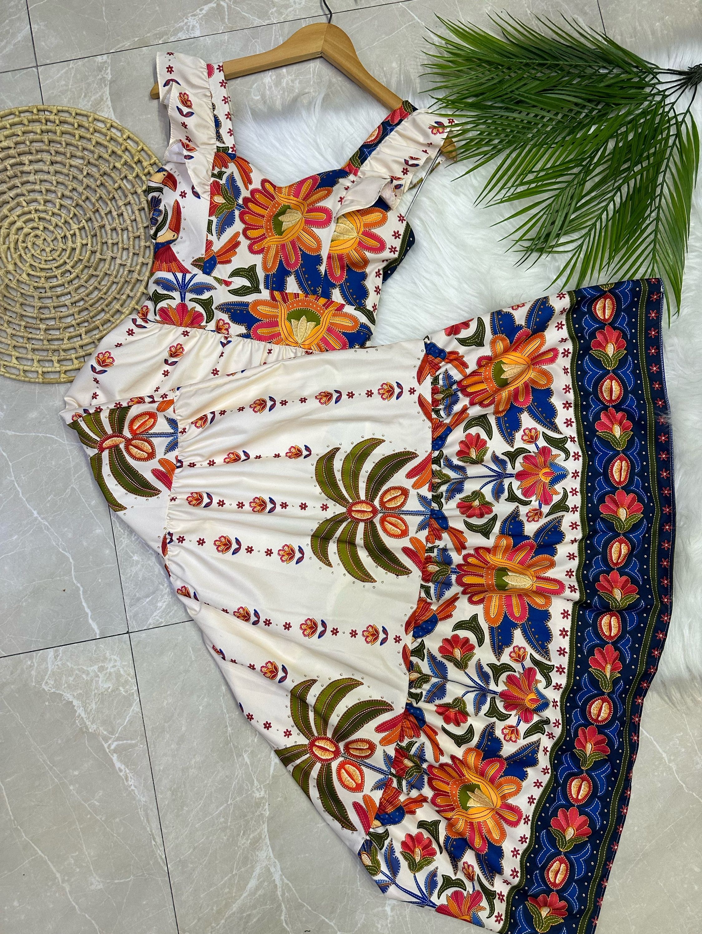 Vestido longo com forro com bojo crepinho Maya modas