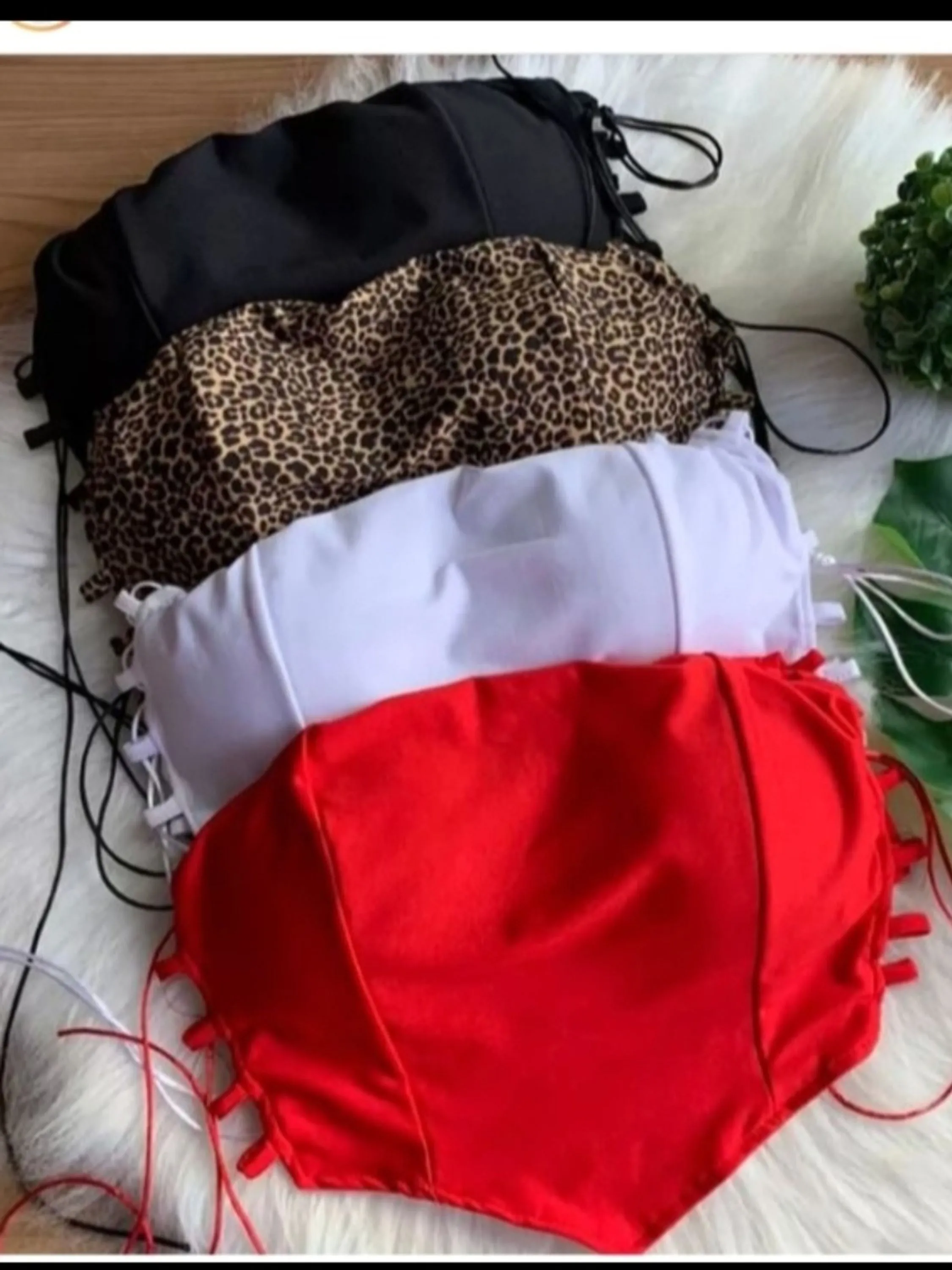 Cropped  Liz faixa