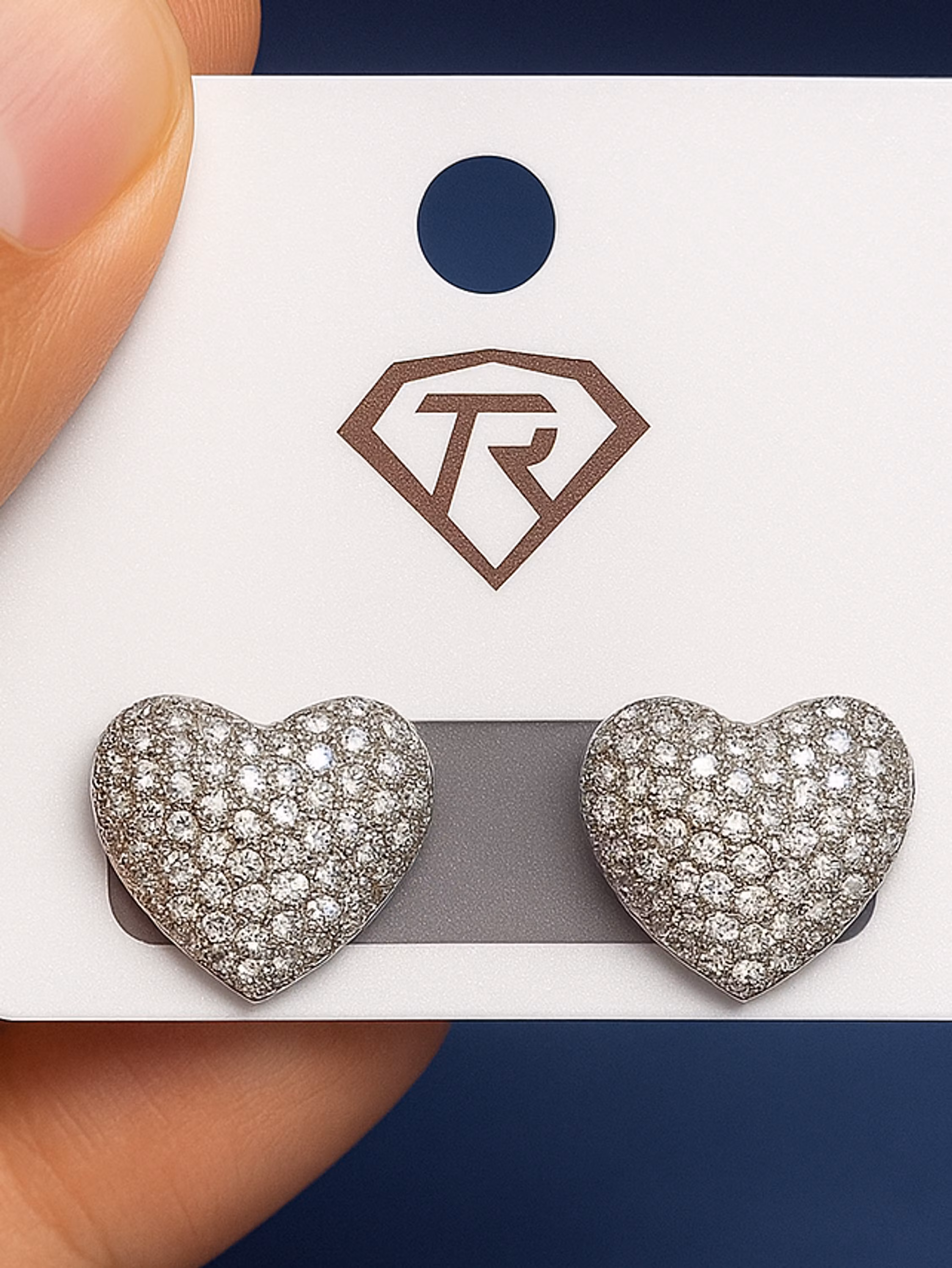 Brincos coração zircônia prata