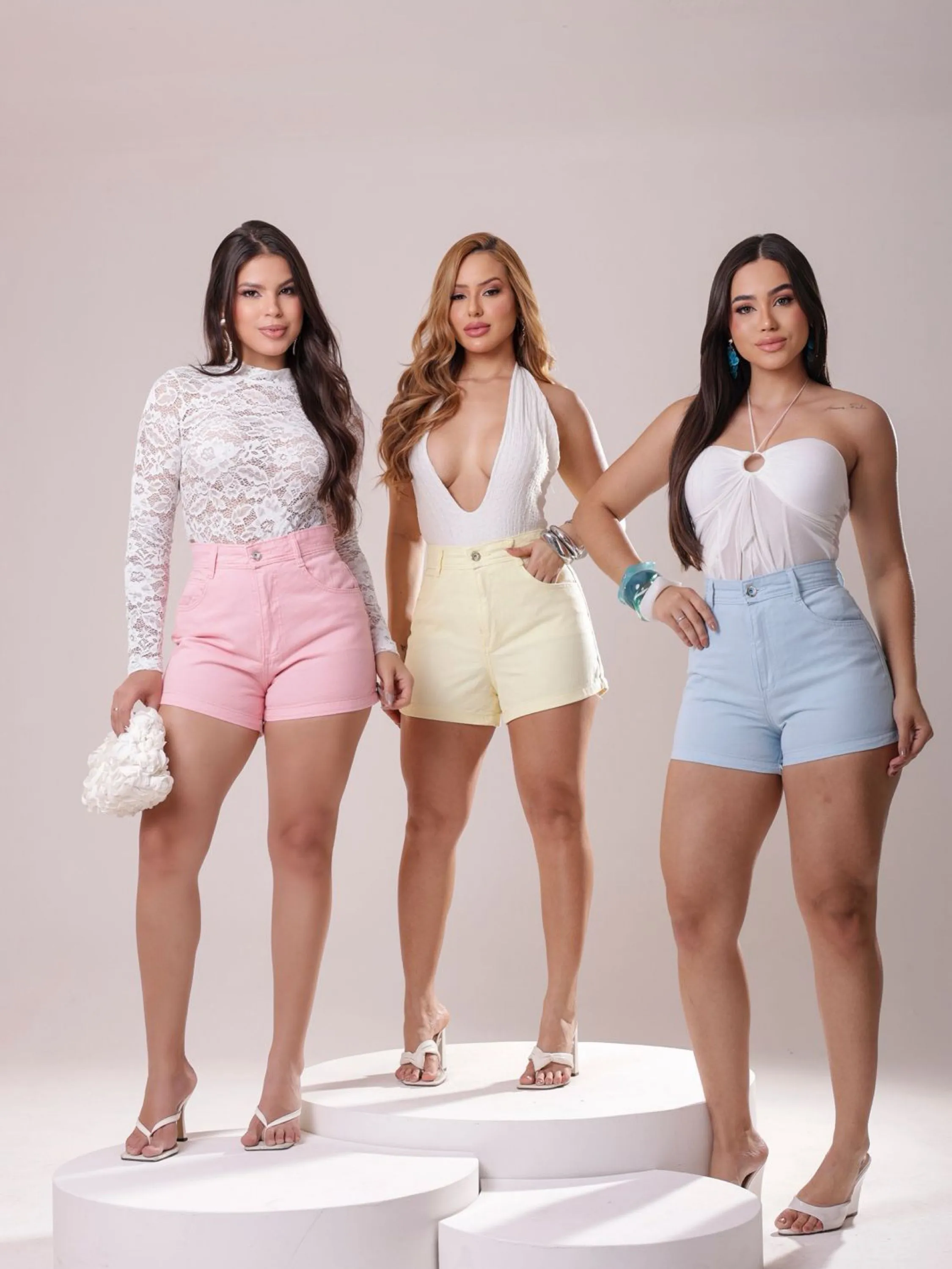 Short colorido 100% jeans