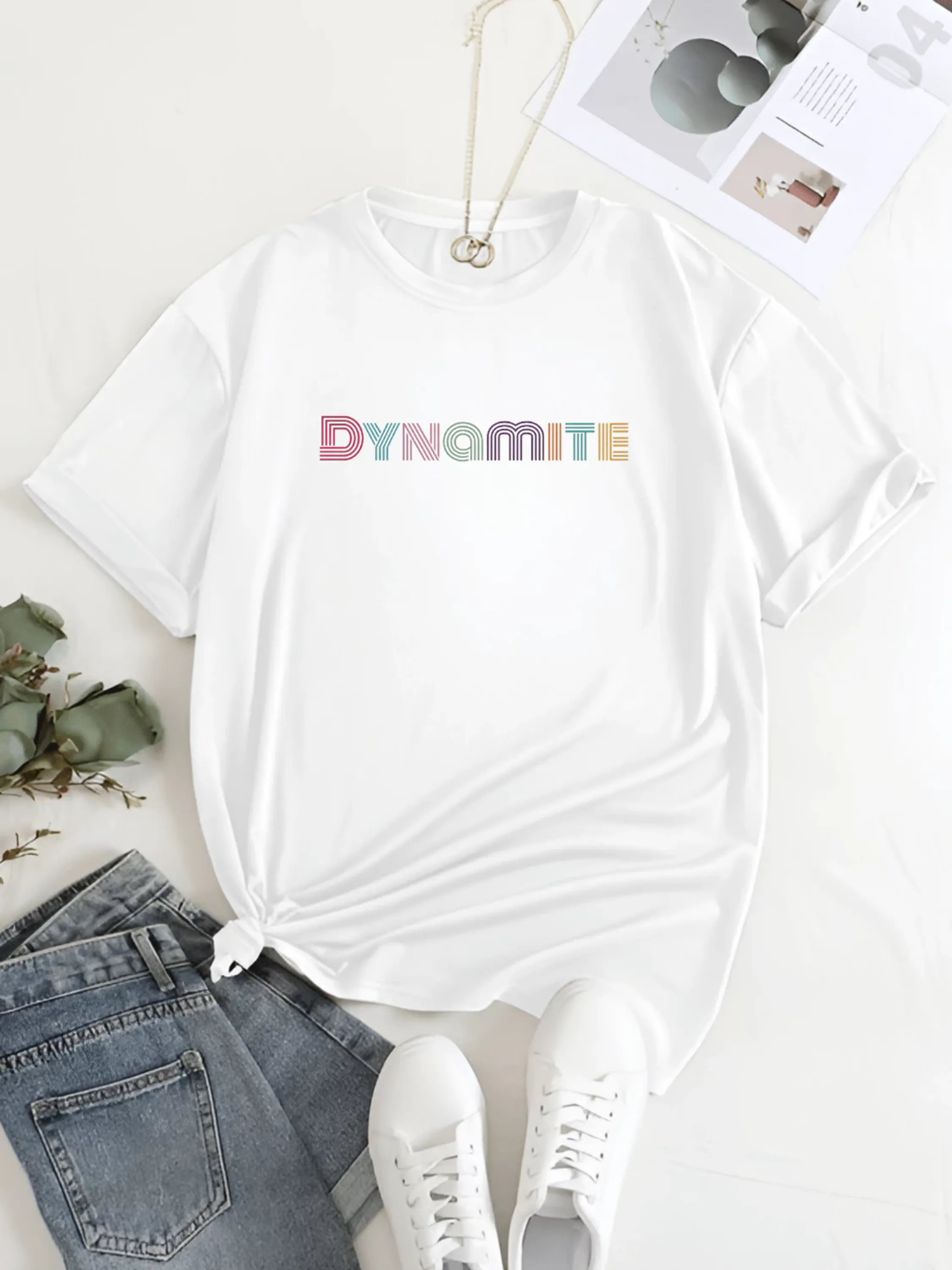 Camiseta Feminina K Pop Bts Dynamite Camisa Babylook