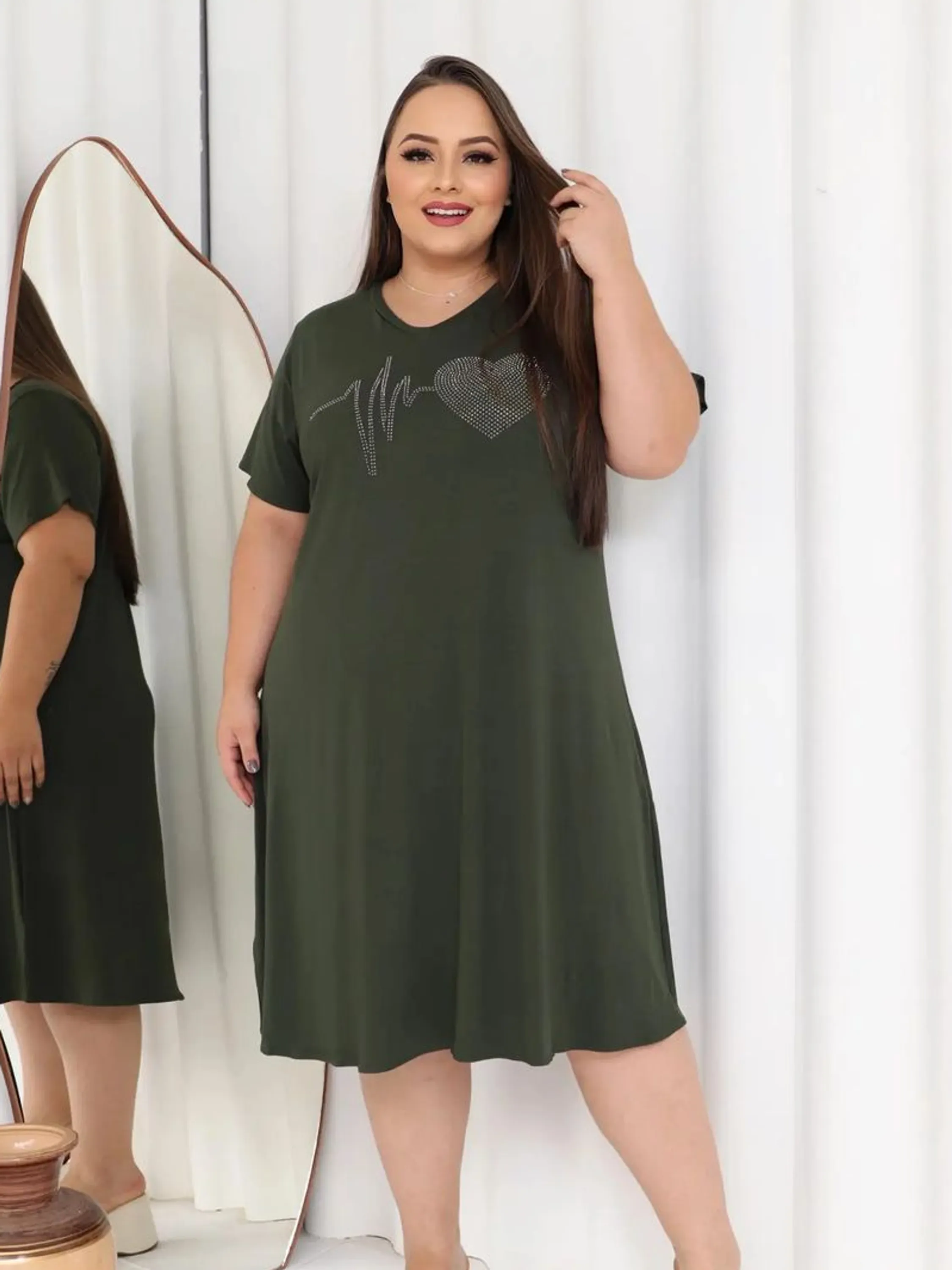 Vestido plus size Midi