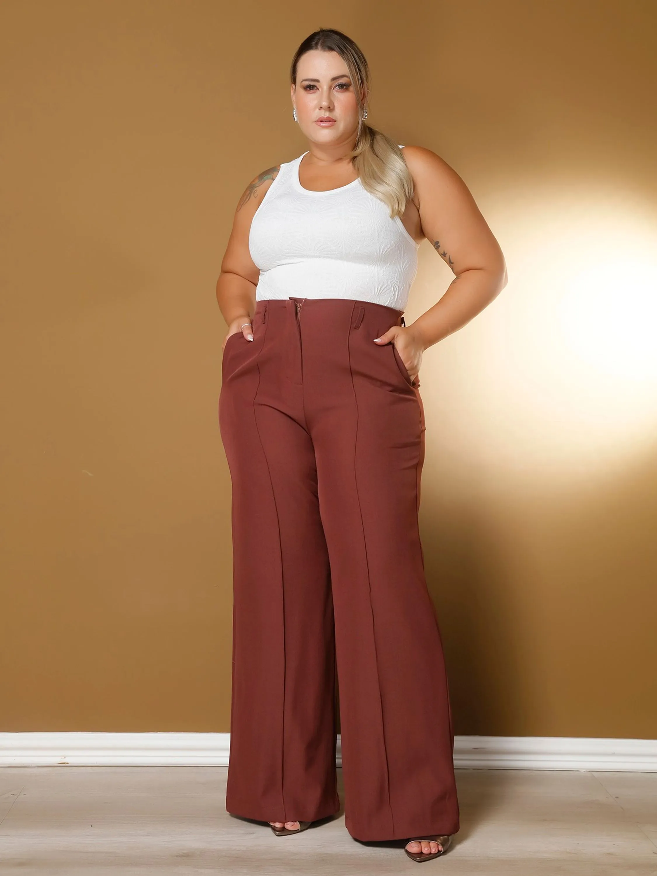 Calça  Pantalona  Plus Size 4/66-1