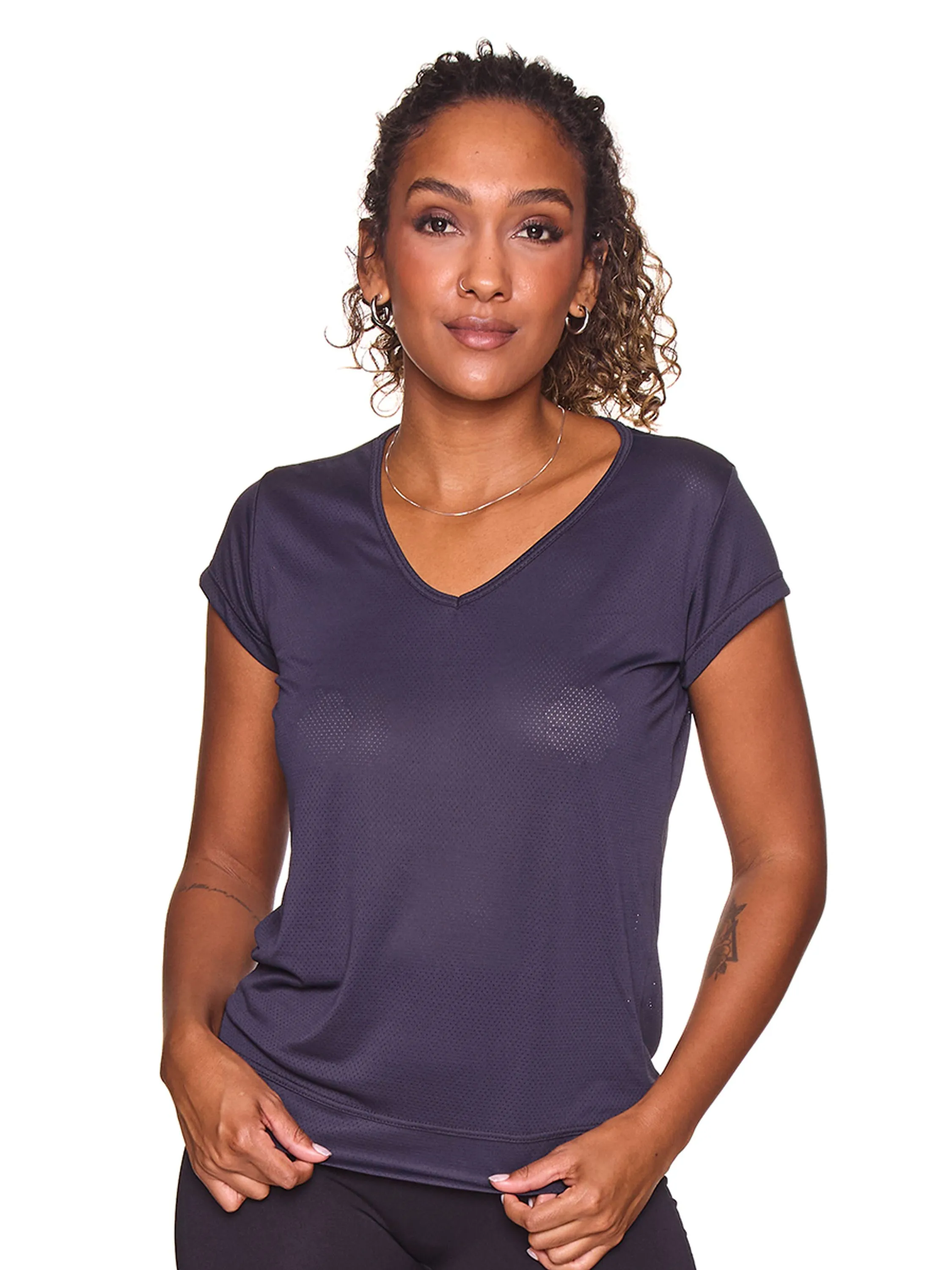 Camiseta Feminina Malha Leve Básica Decote V Casual