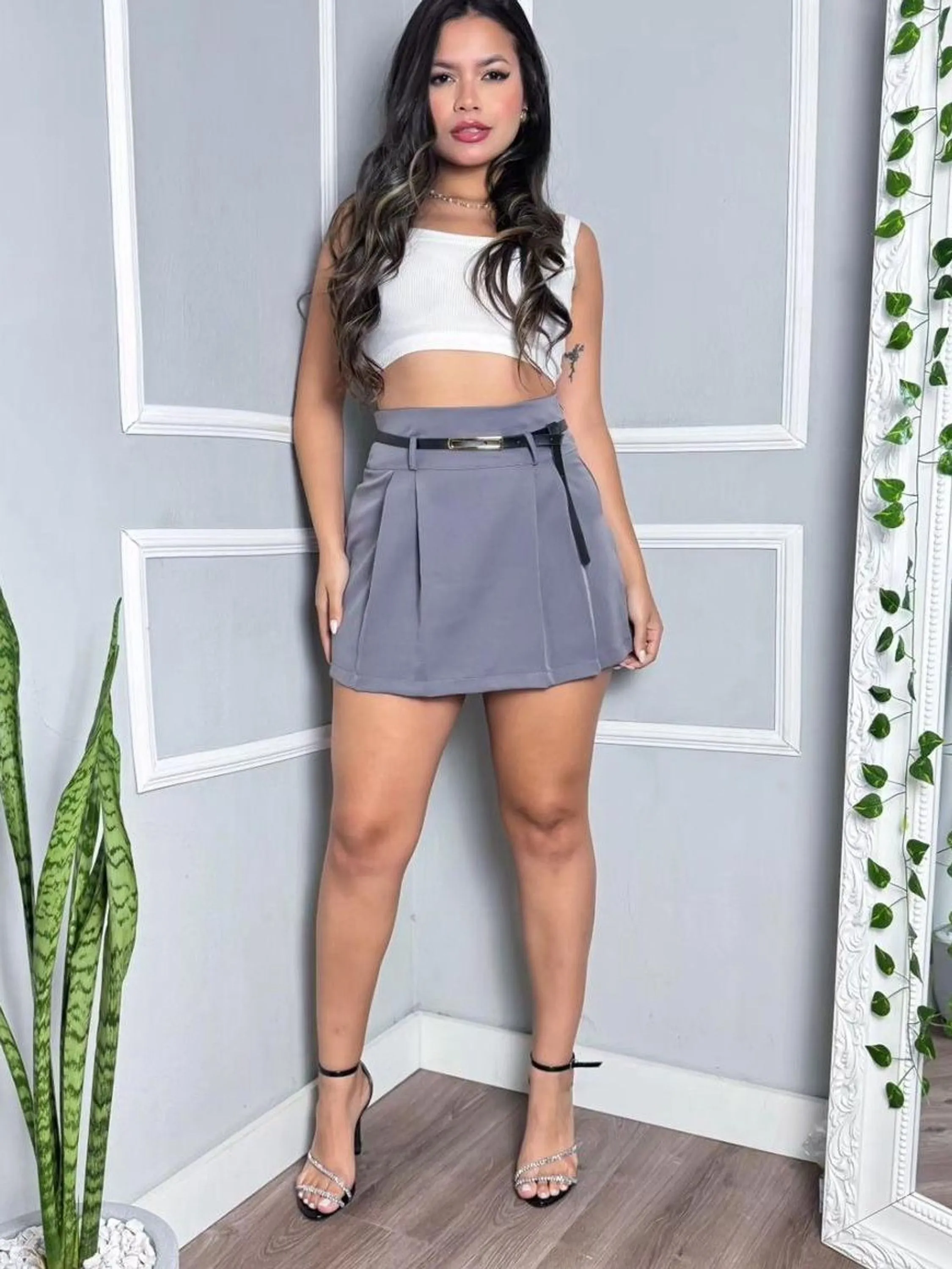 Shorts Saia Alfaiataria Acompanha o Cinto
