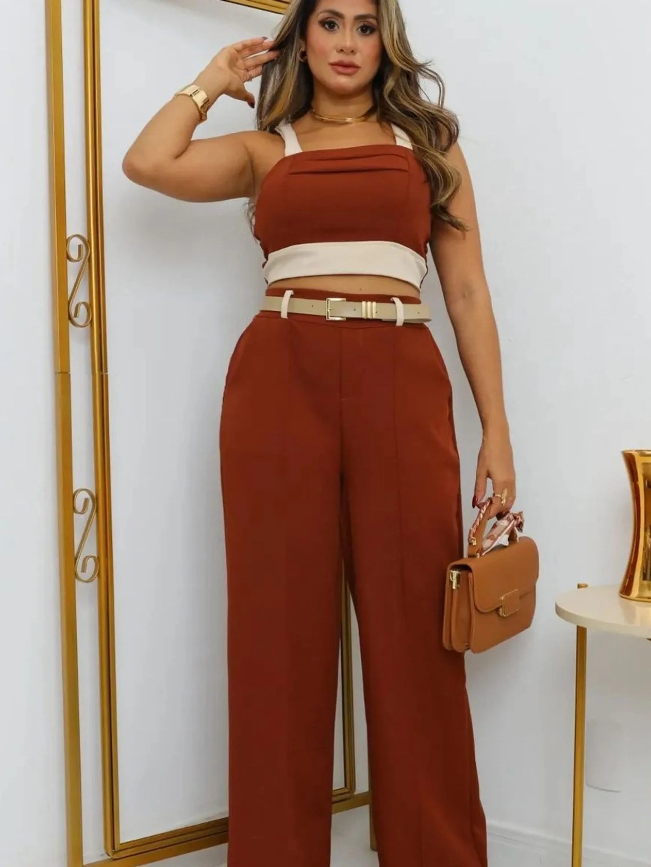 Conjunto Calça e Cropped com Bojo Forrado Acompanha Cinto