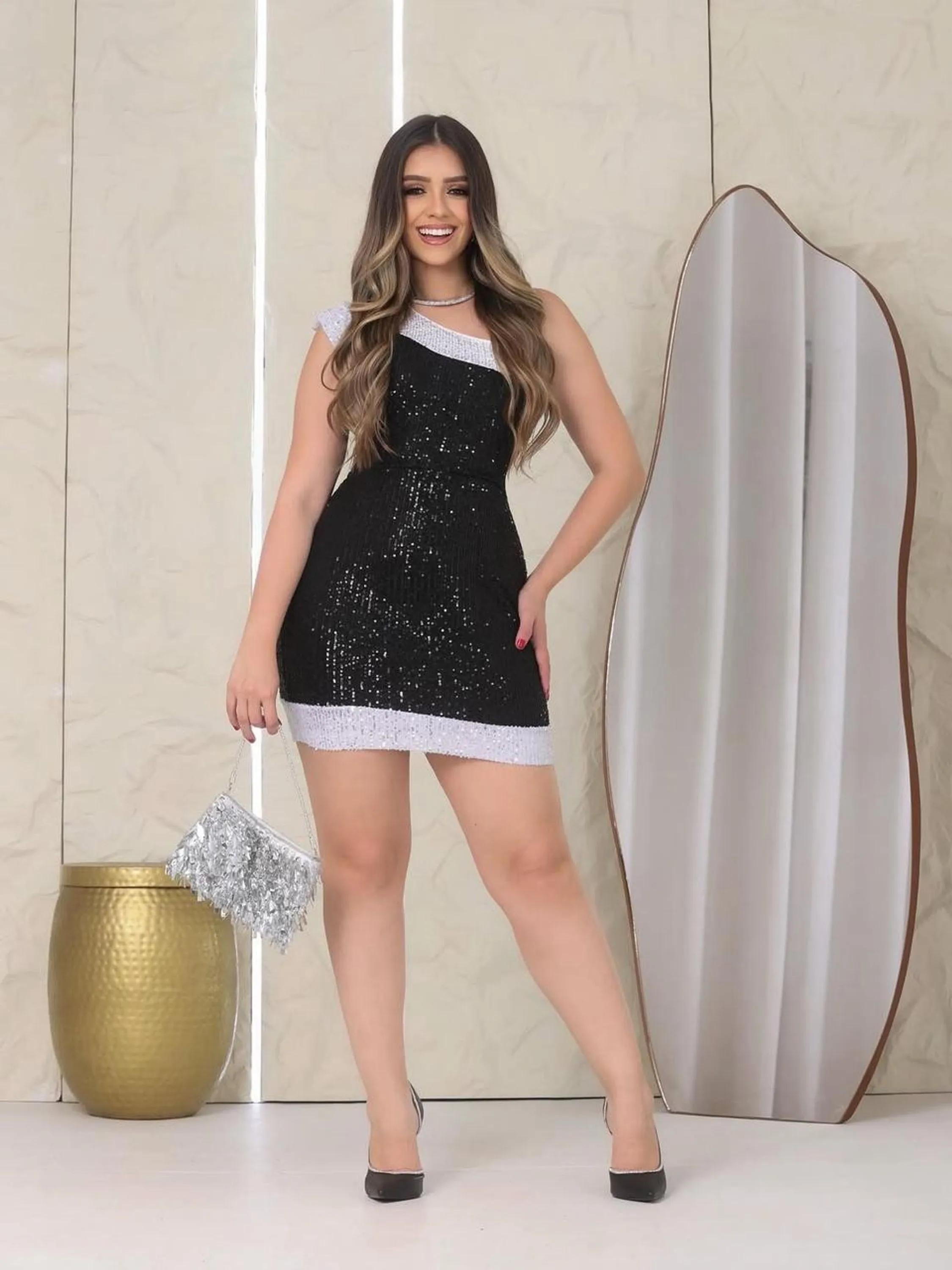 Vestido Paetê Festas Baladas Réveillon e Eventos Luxo