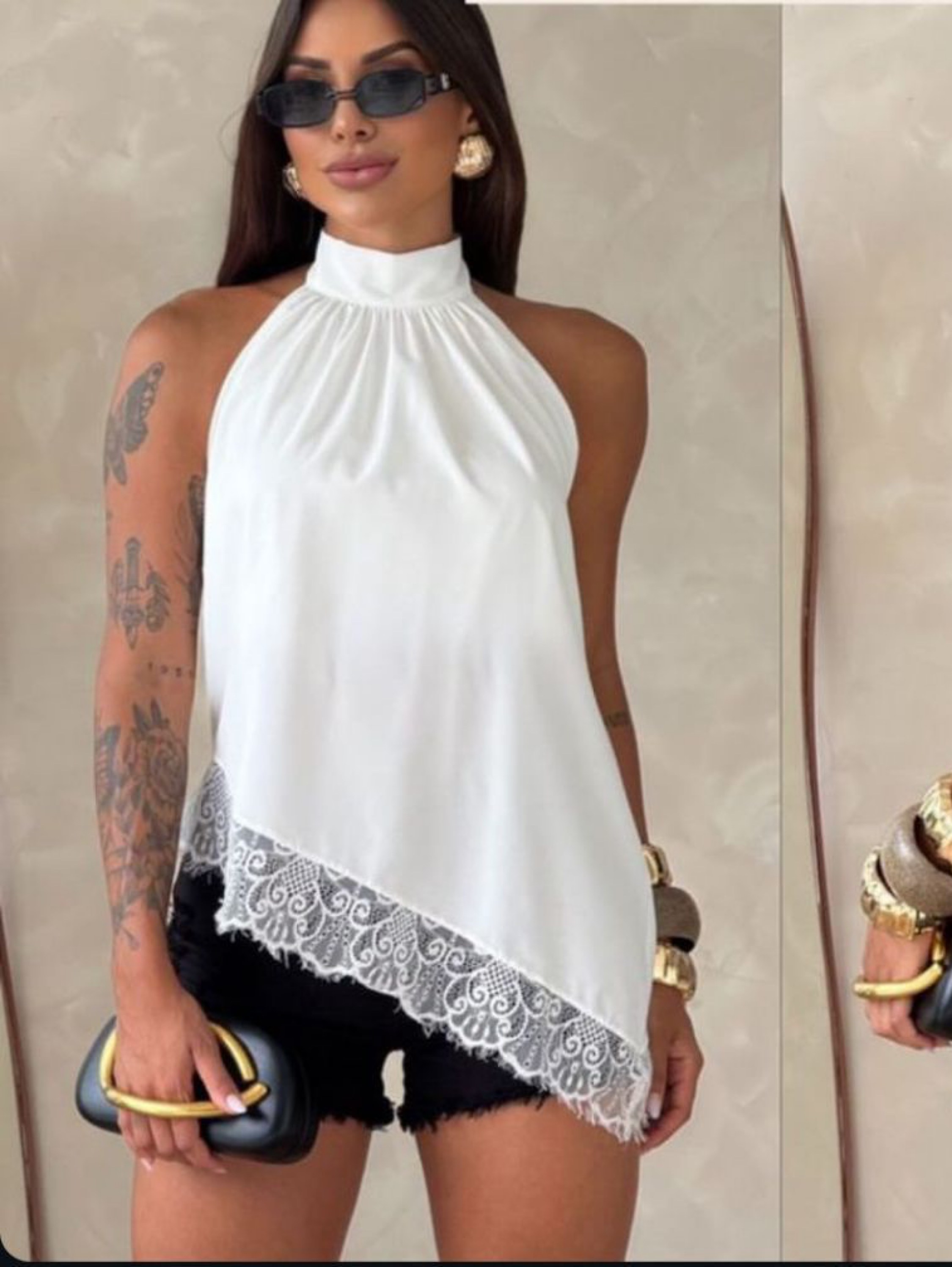 BATA FEMININA ASSIMETRICA GOLA ALTA DETALHE RENDA GOLA AL