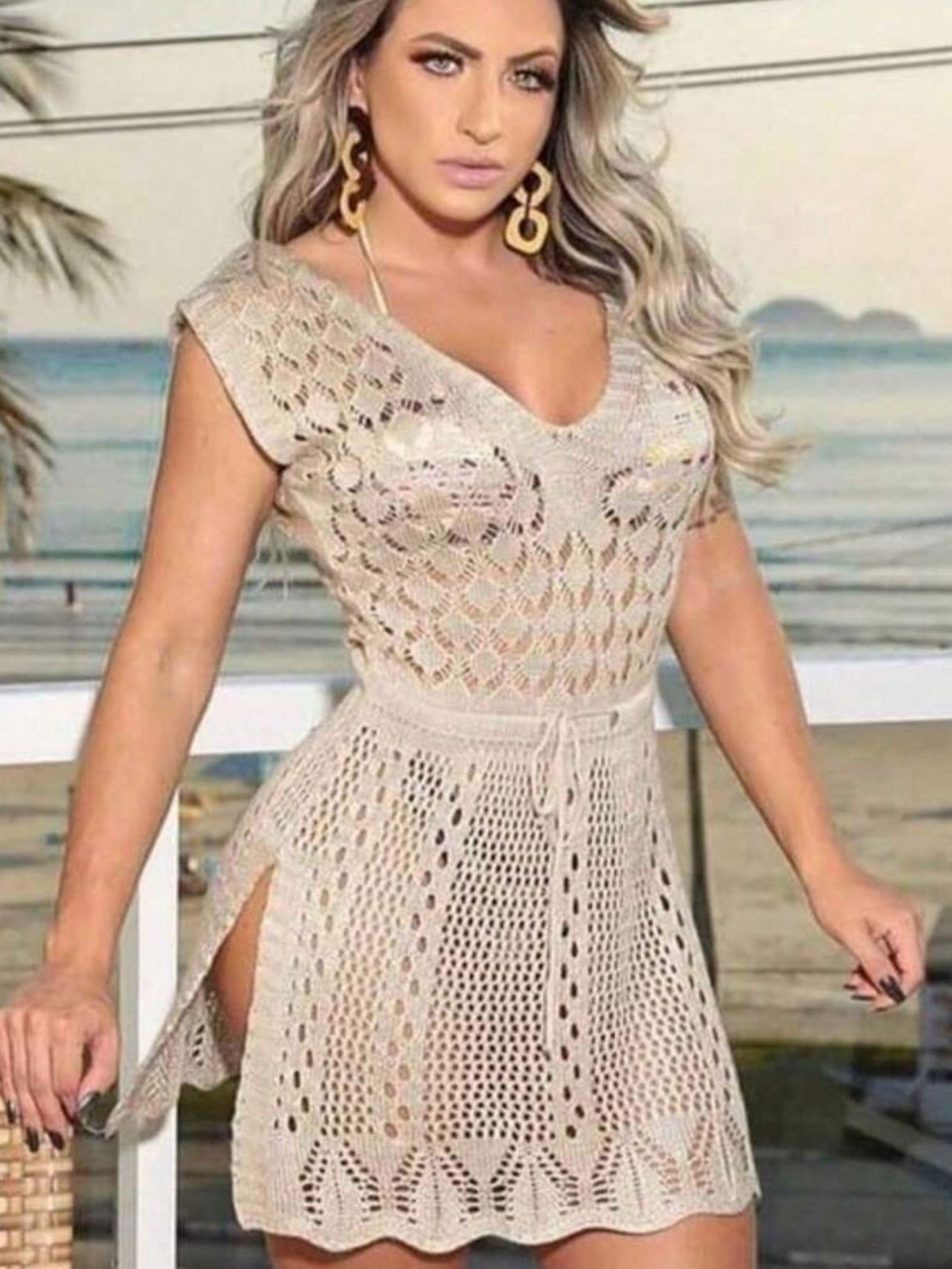 Saída Praia Rendado com Fenda Lateral Tricot