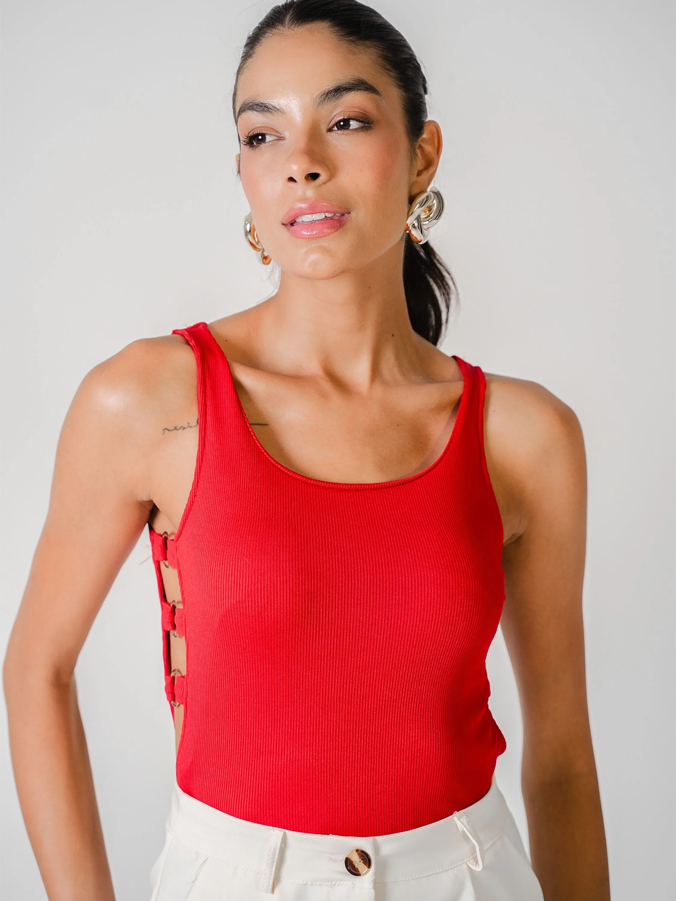 Body Regata Básico Argola Laterais Moda Verão Feminino