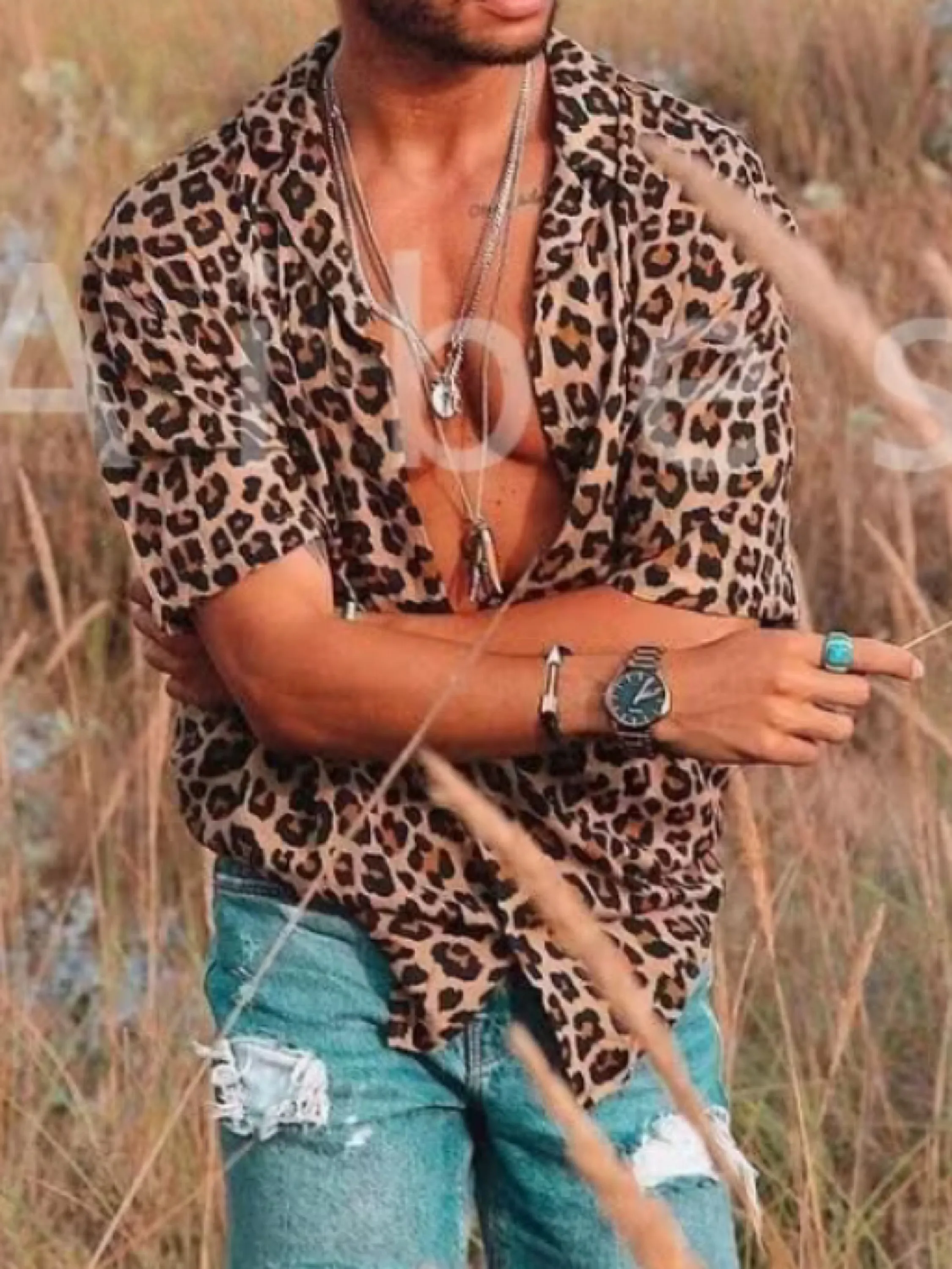 Camisa masculina com estampa de leopardo verão