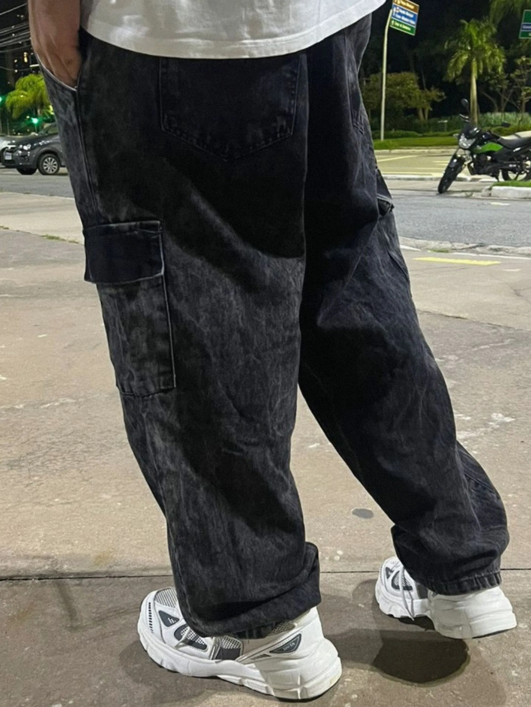 CALÇA CARGO BAGGY PRETO GRAFITE