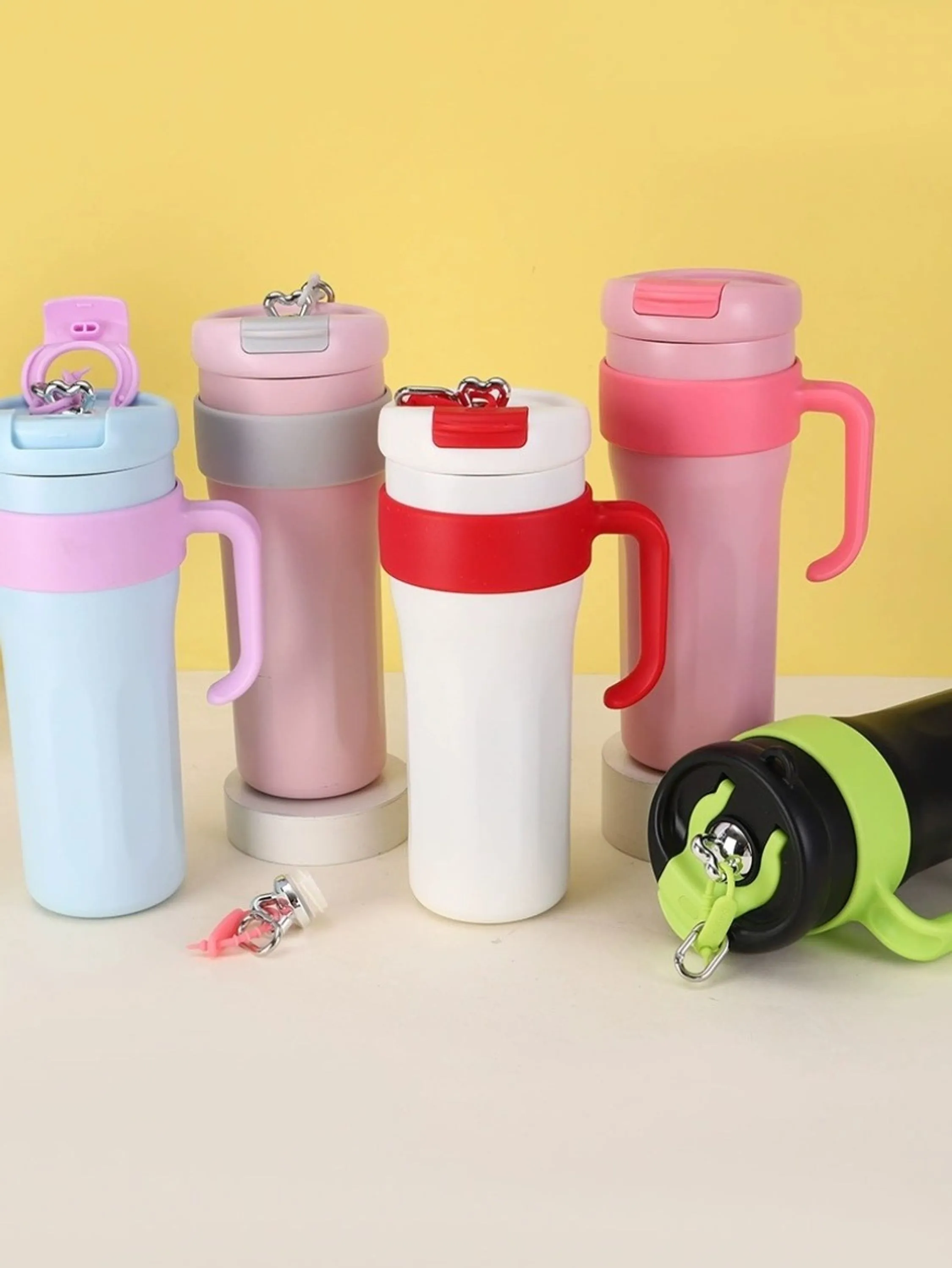Copo Caneca de1200ML com Canudo de Bico Abre e Fecha