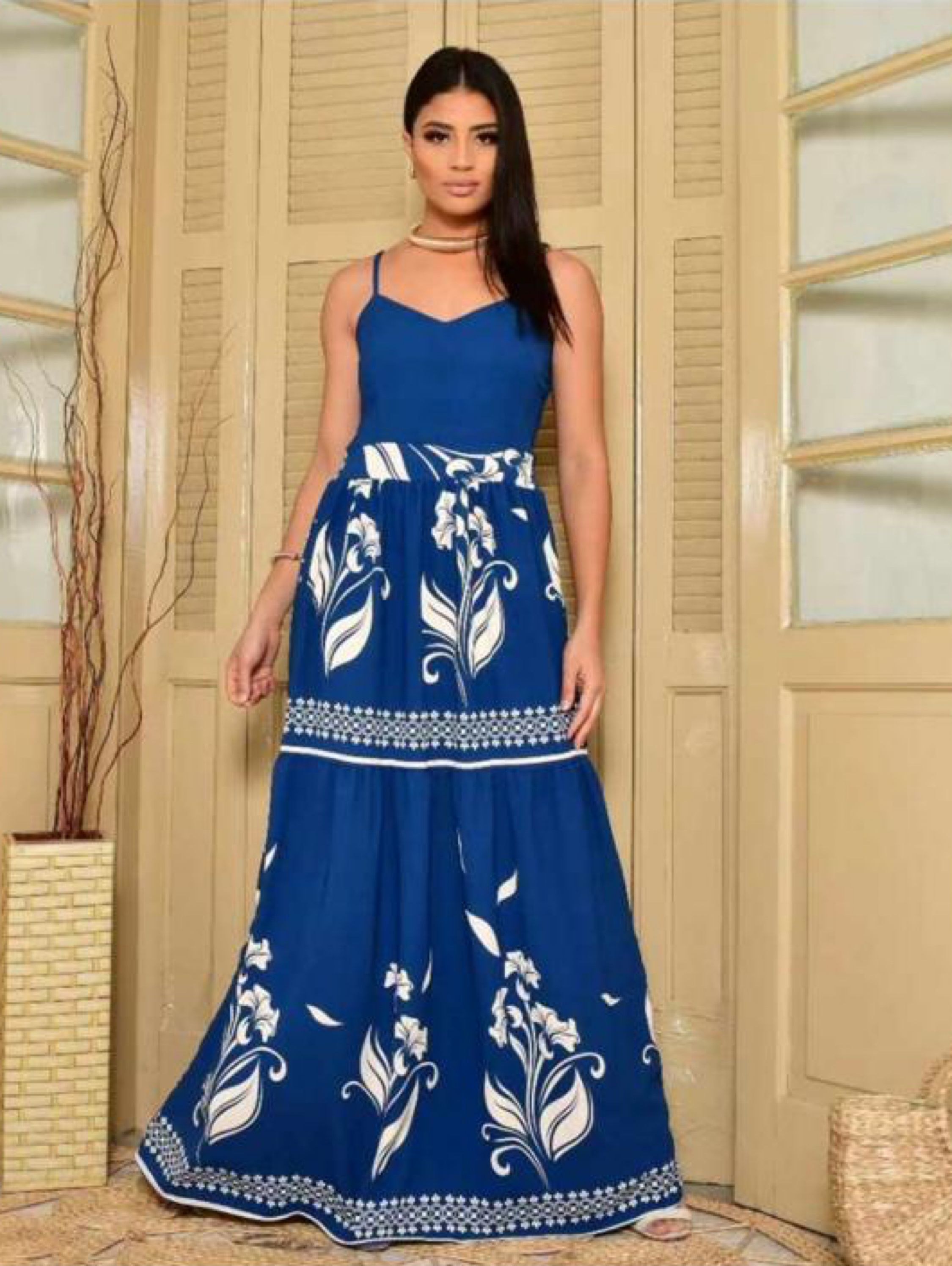 vestido feminino estamapado comprimento longo