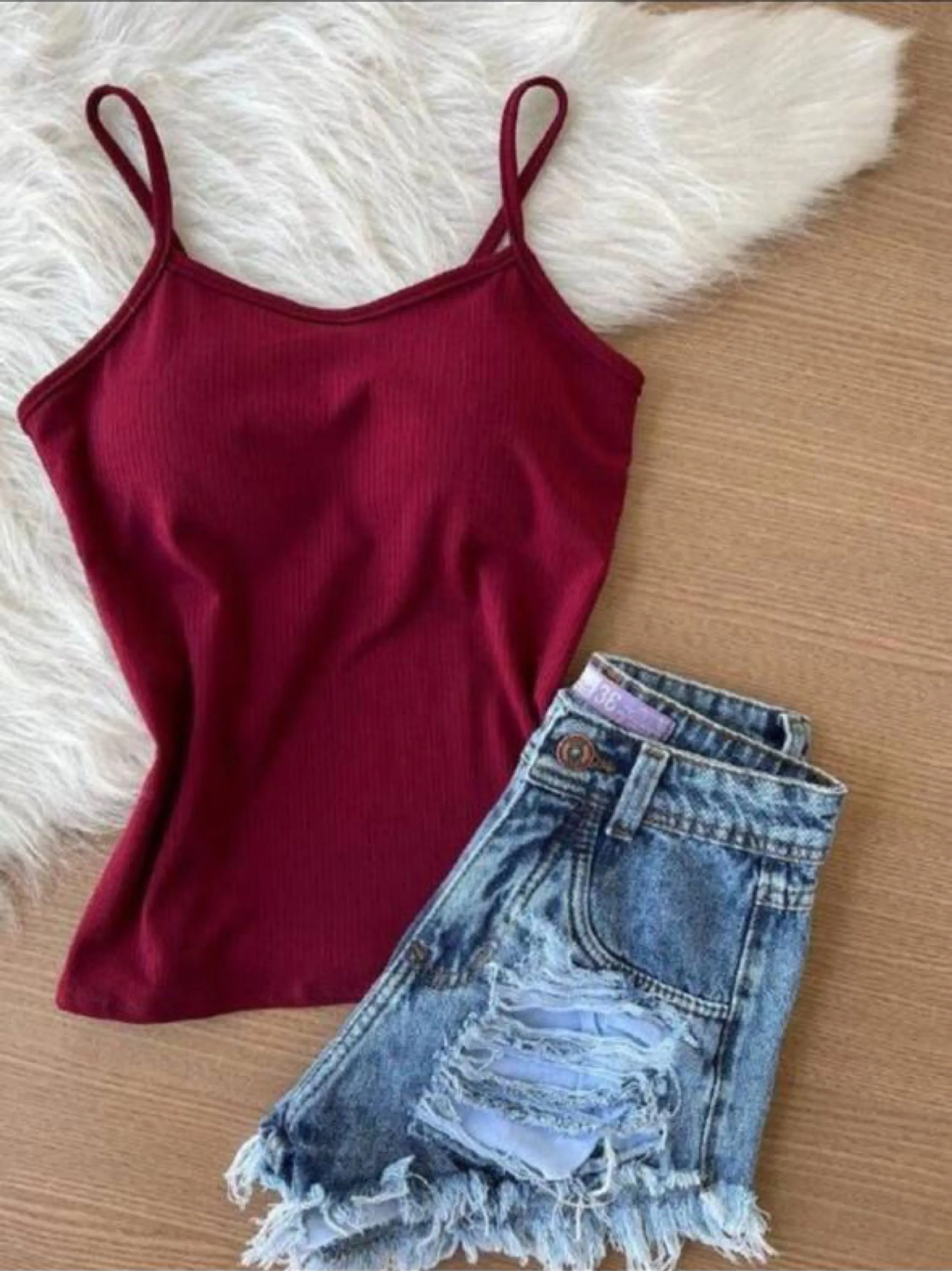 Blusa alça fina canelada
