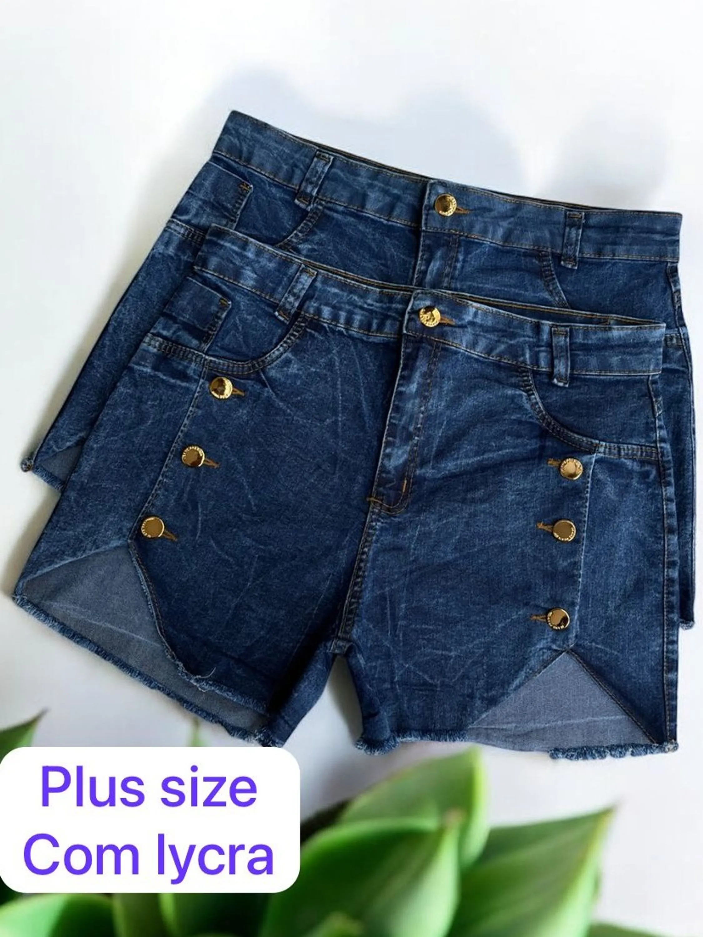 Plus short feminina com lycra