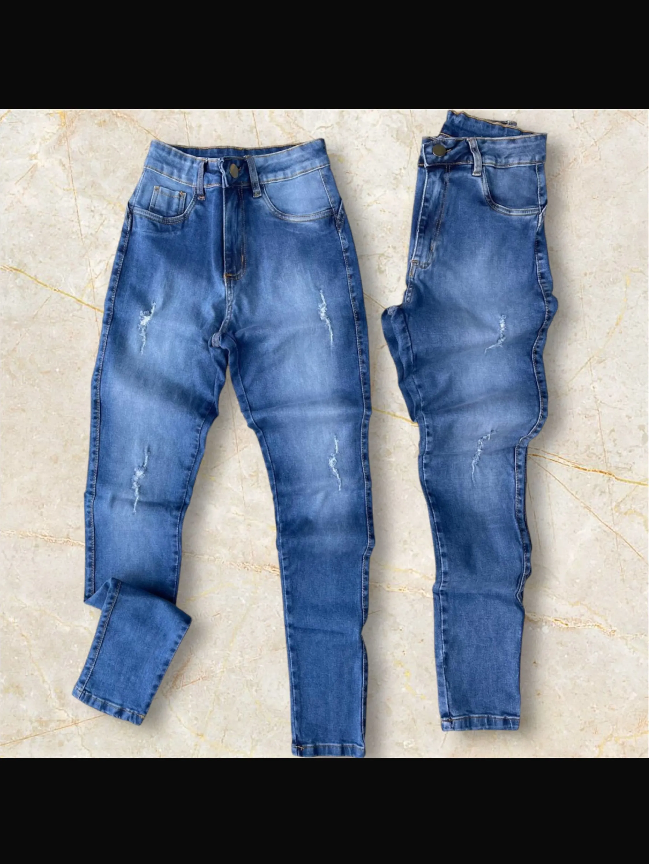 Calca jeans skinny feminina bastante elastano