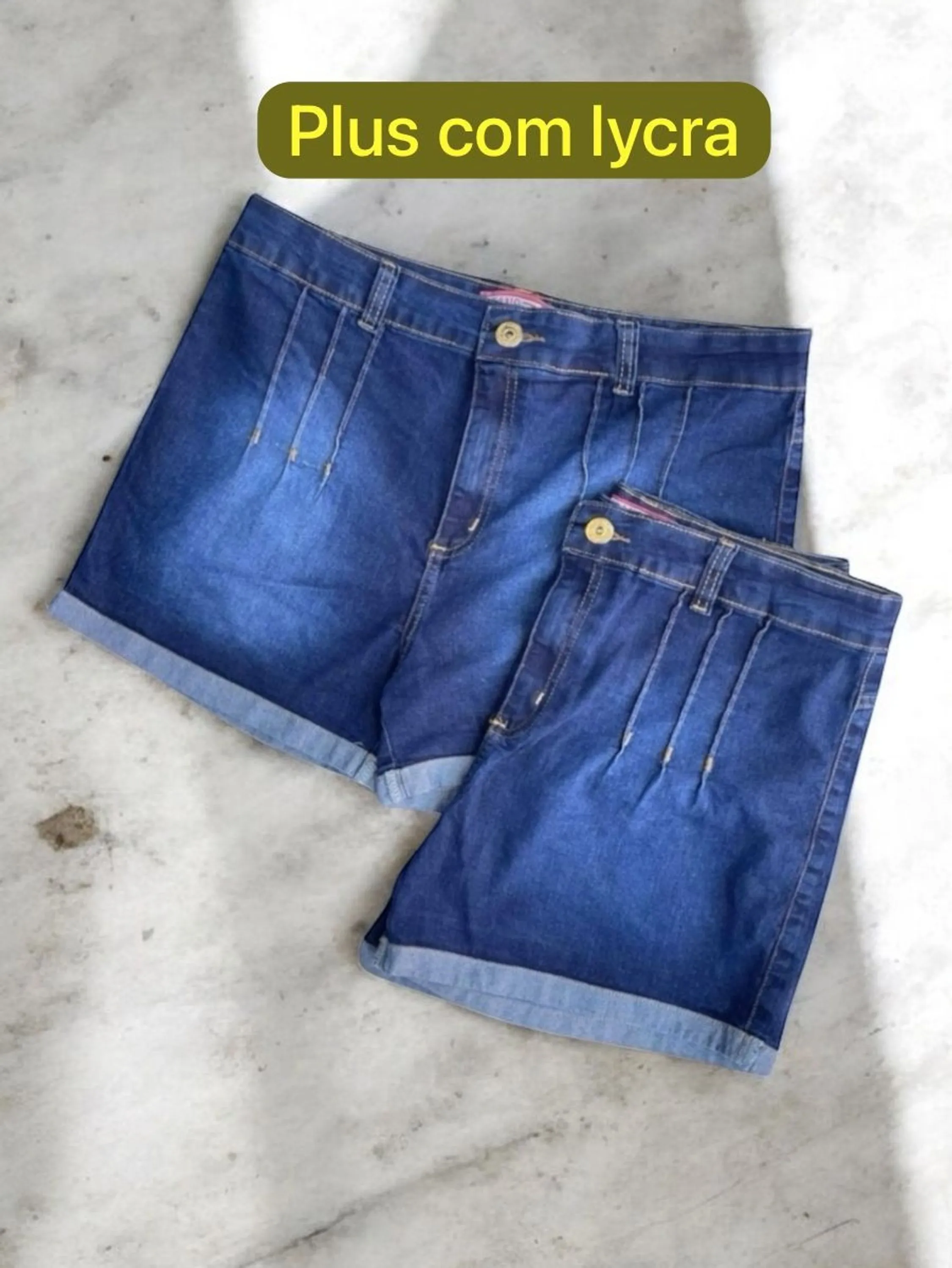 Plus feminina short jeans com lycra