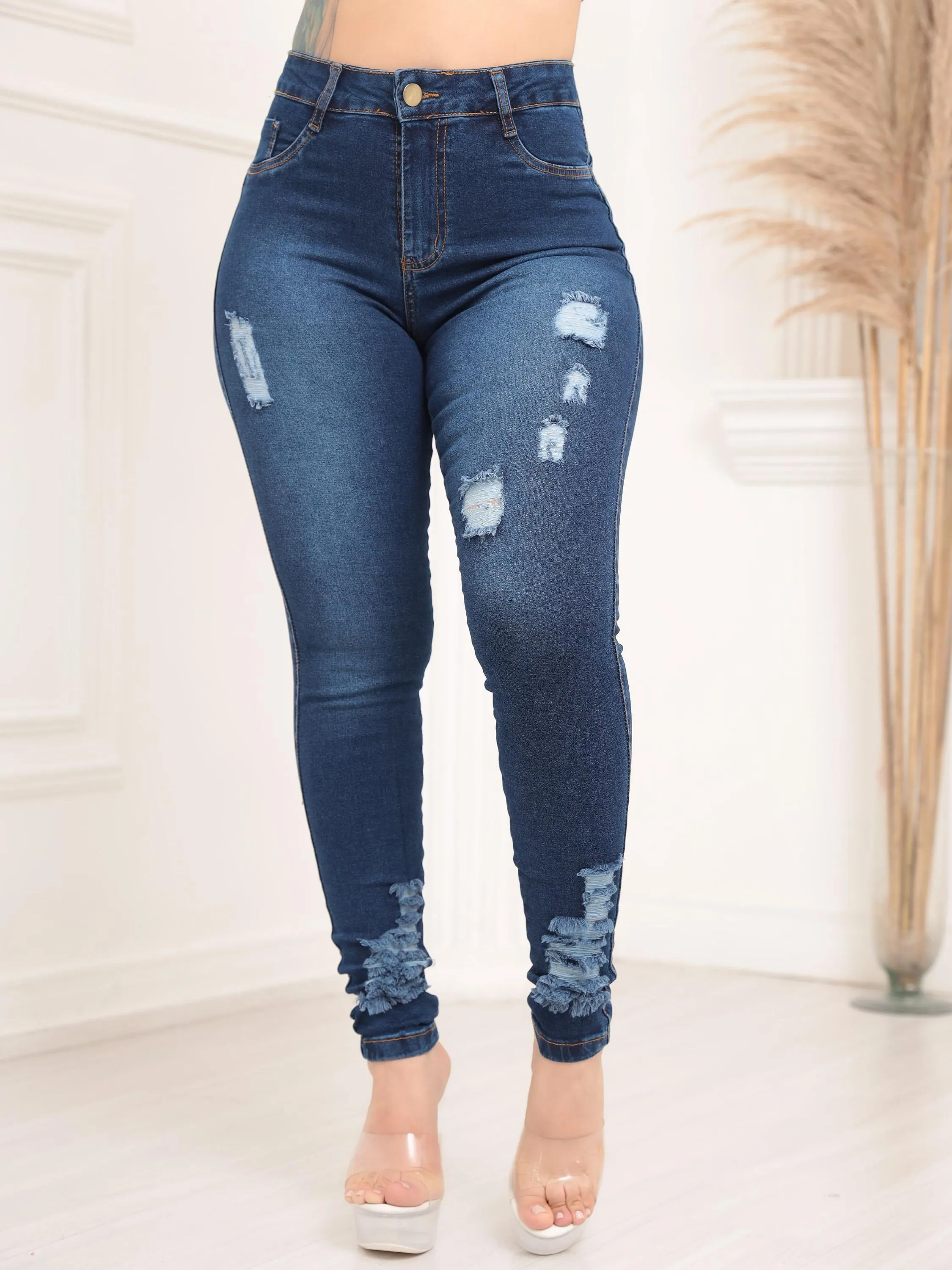 Calca Jeans Feminina escura Com Lycra