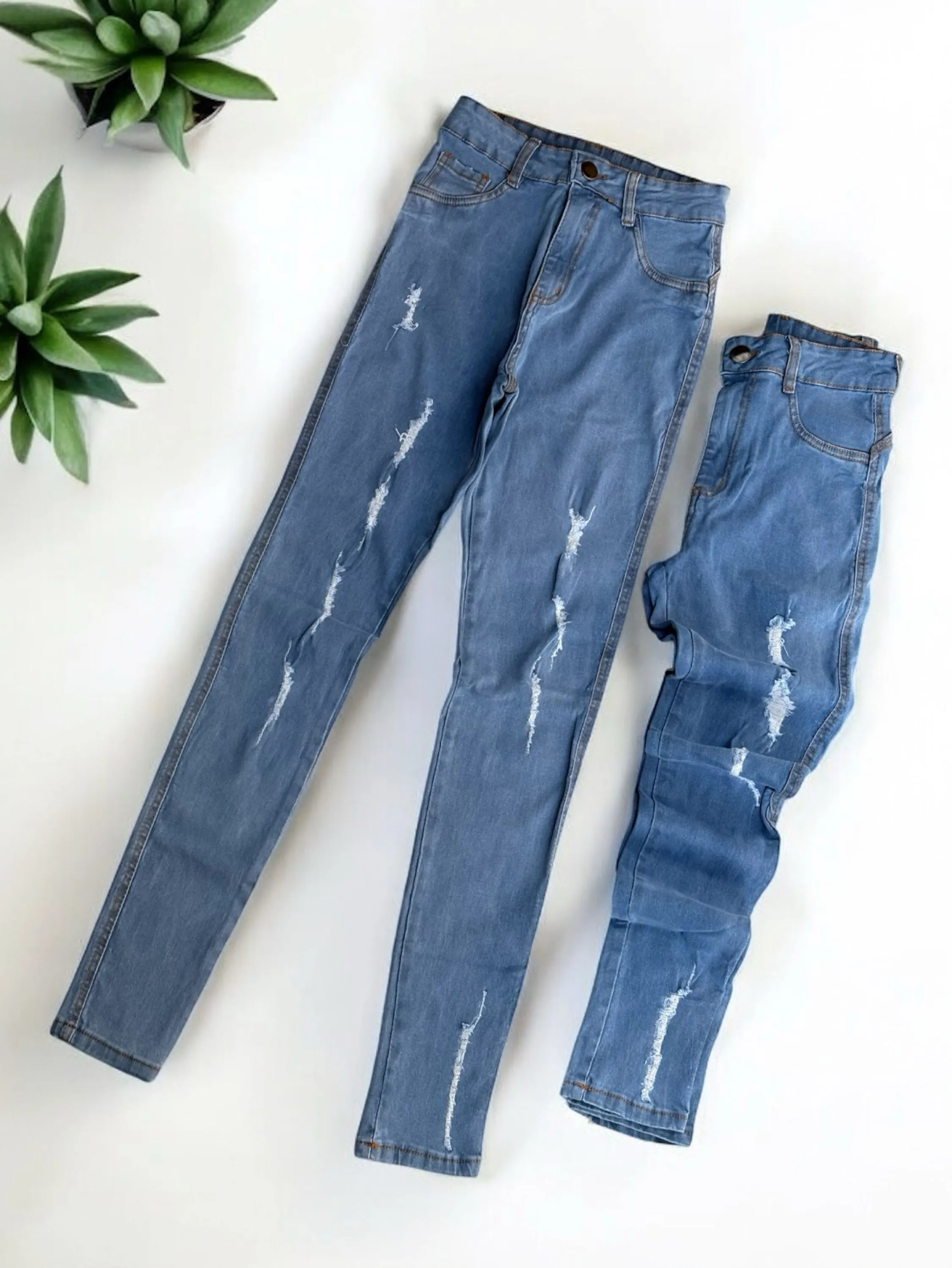 Calca jeans feminina clara 3 % elastano
