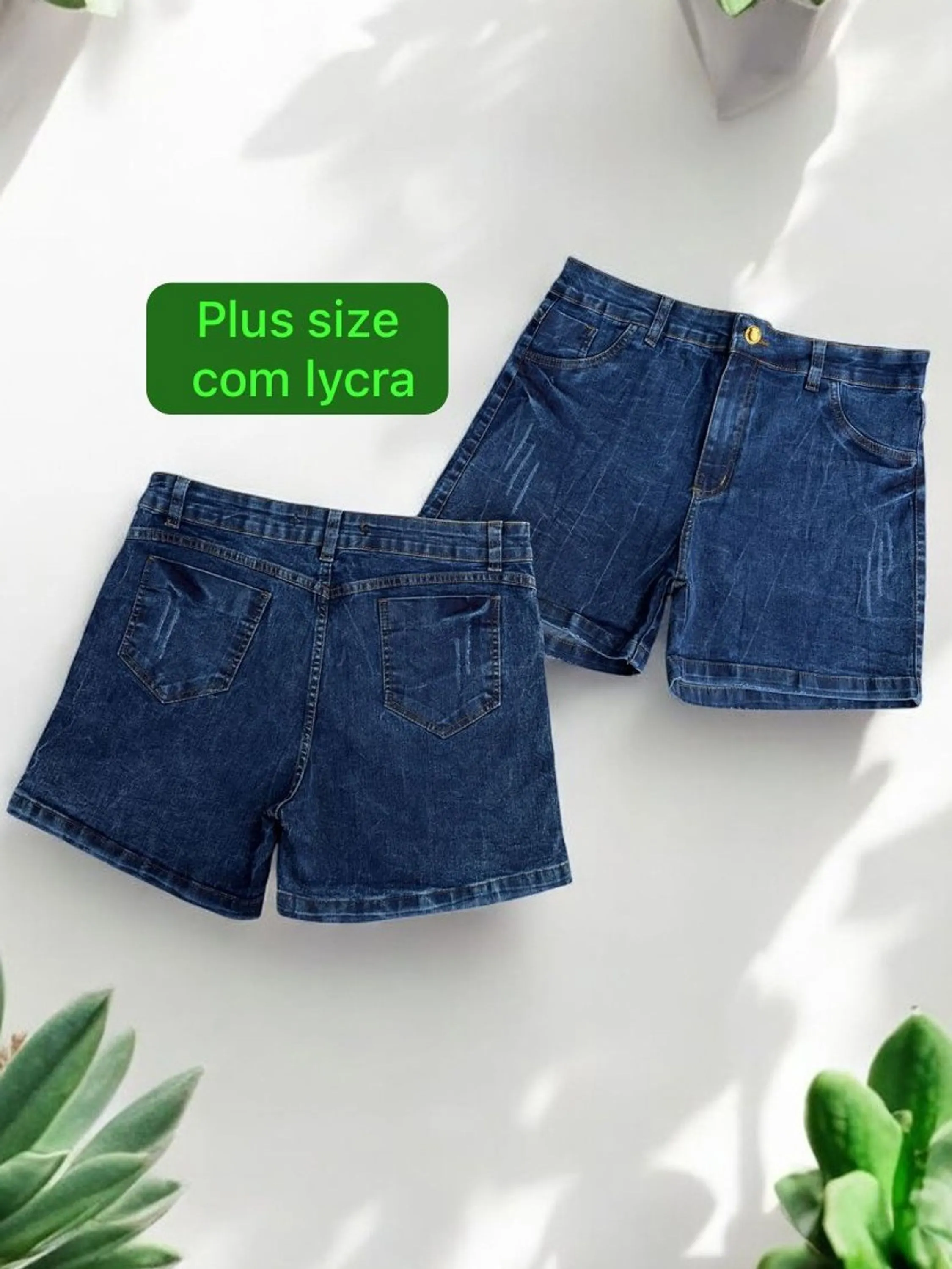 Plus short feminina com lycra