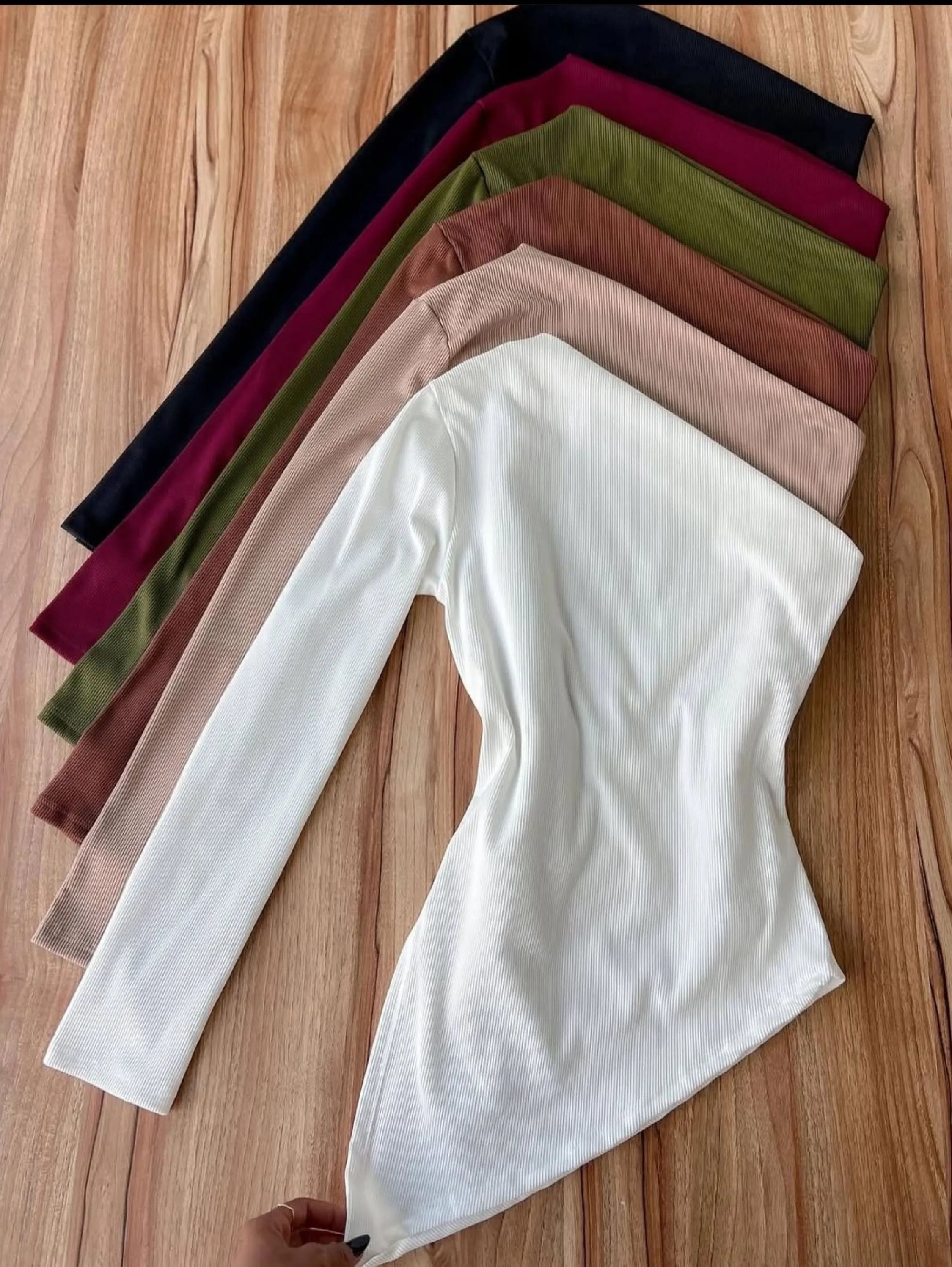 Blusa Assimétrica Império