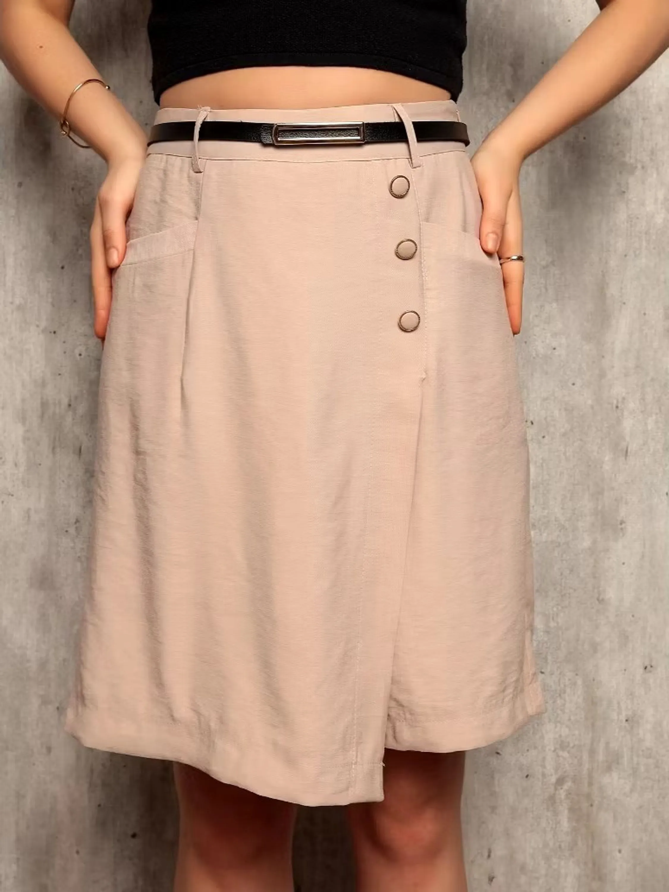 Shorts Saia Midi com bolso na frente#201
