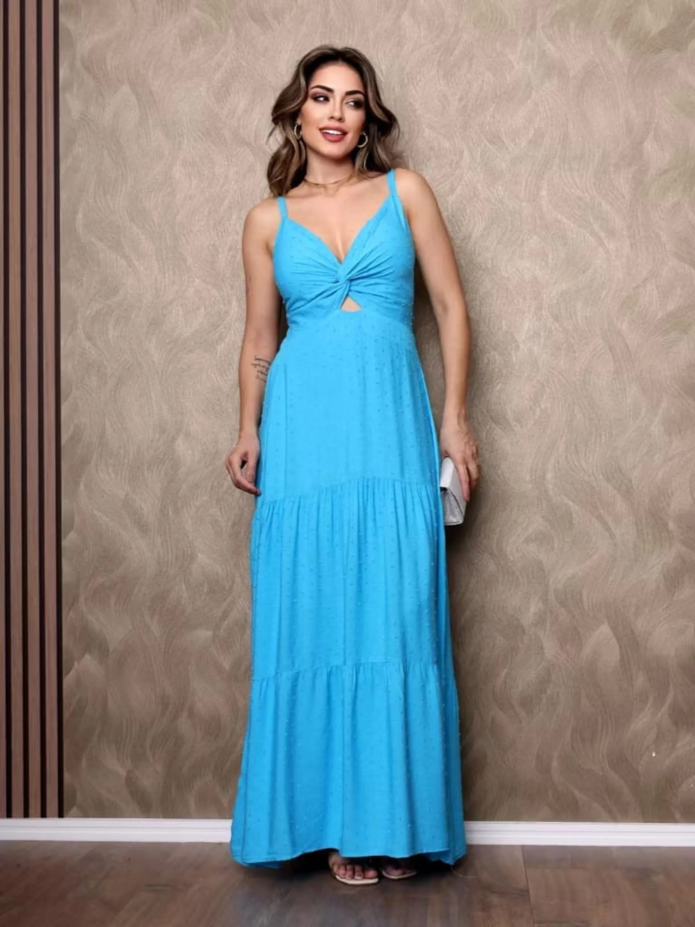 Vestido Longo de Alça com Bojo