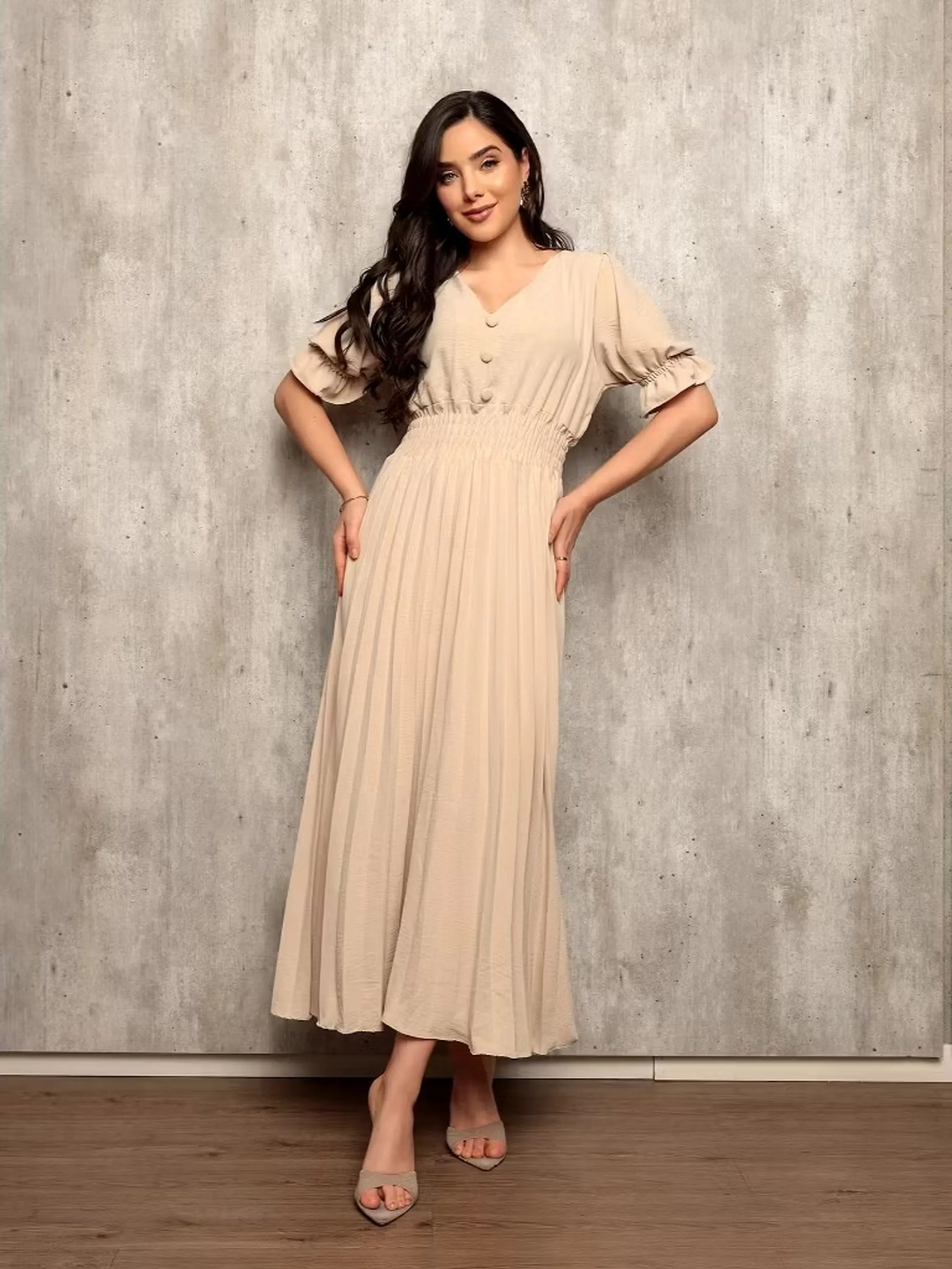 Vestido Longo com Manga Plissado
