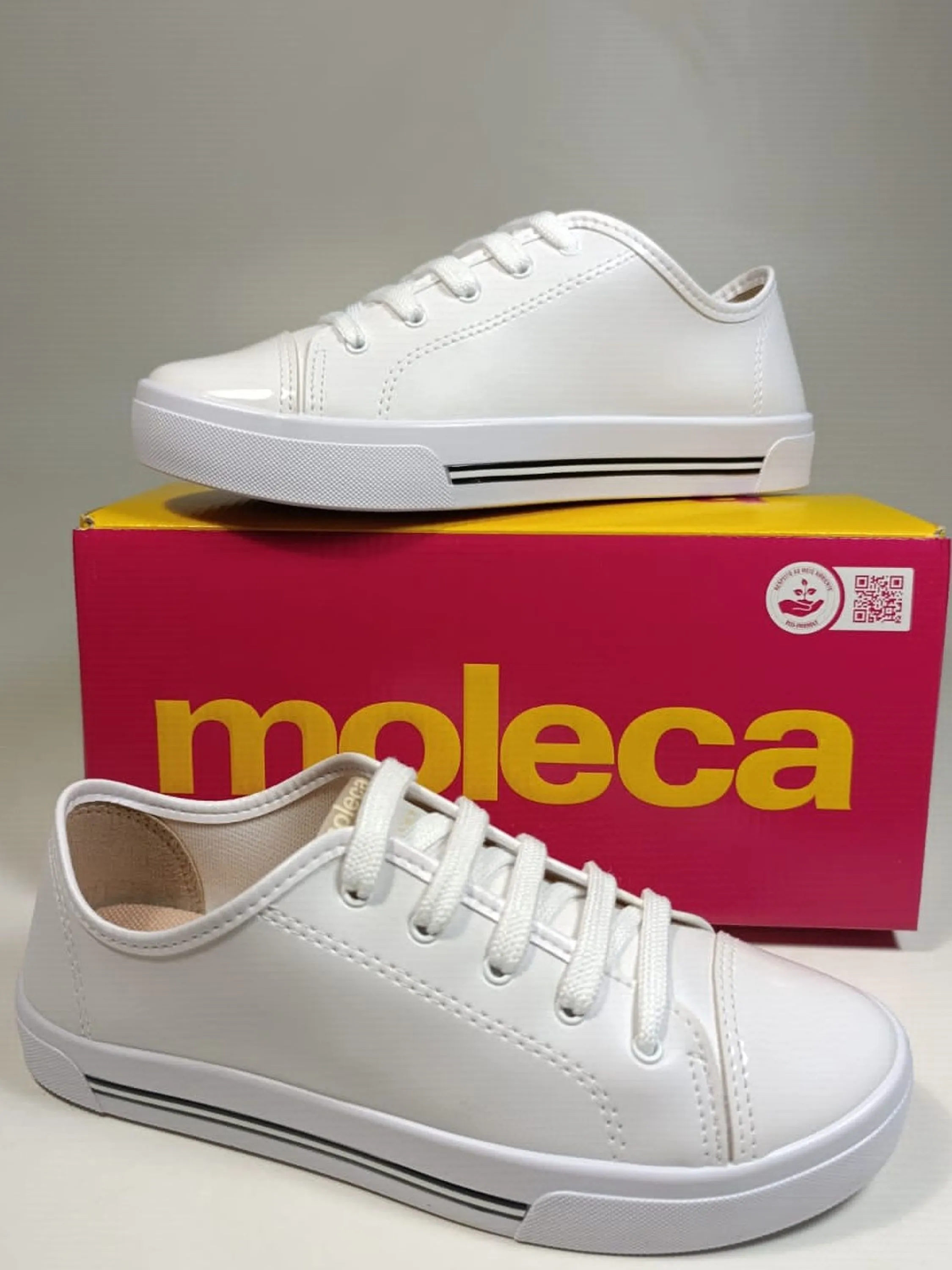 Tênis feminino moleca casual branco , básico.