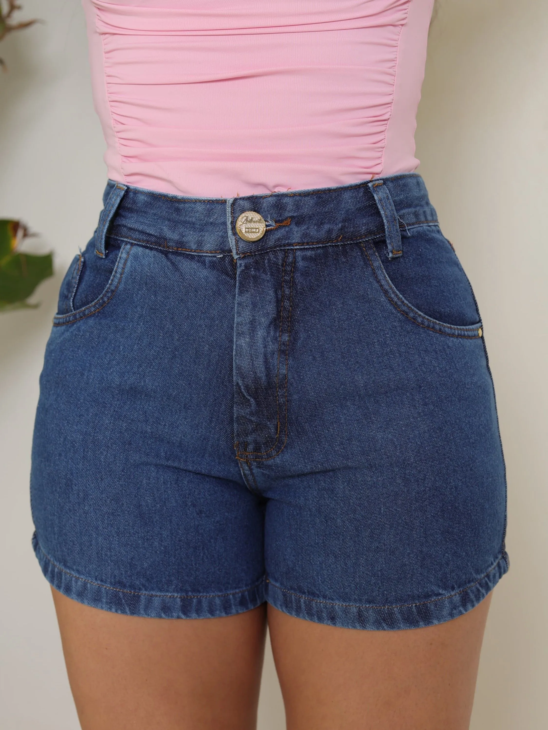 Short jeans premium bolso na frente s/ elastano