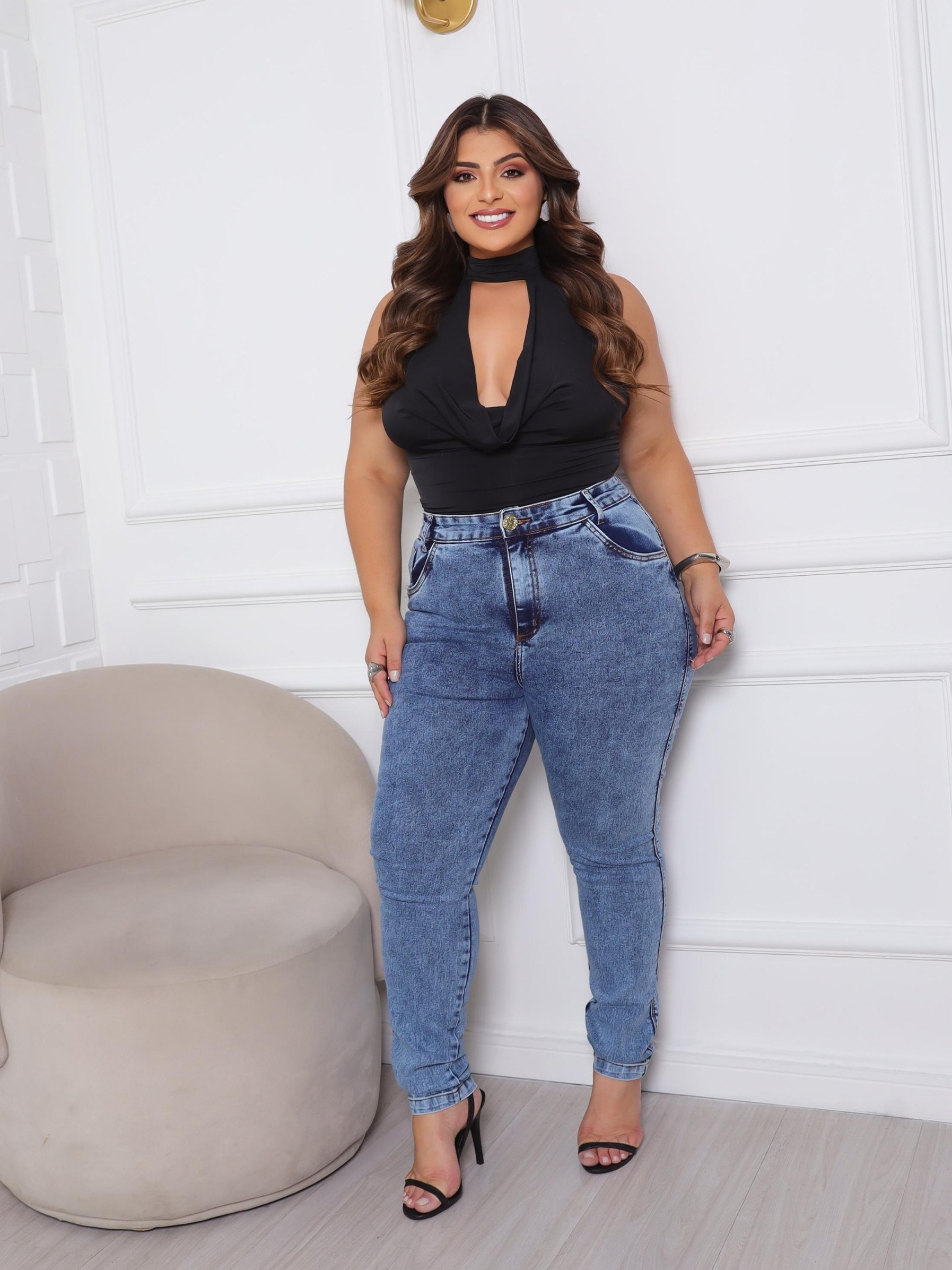 Calça Jeans skinny plus size premium com Lycra