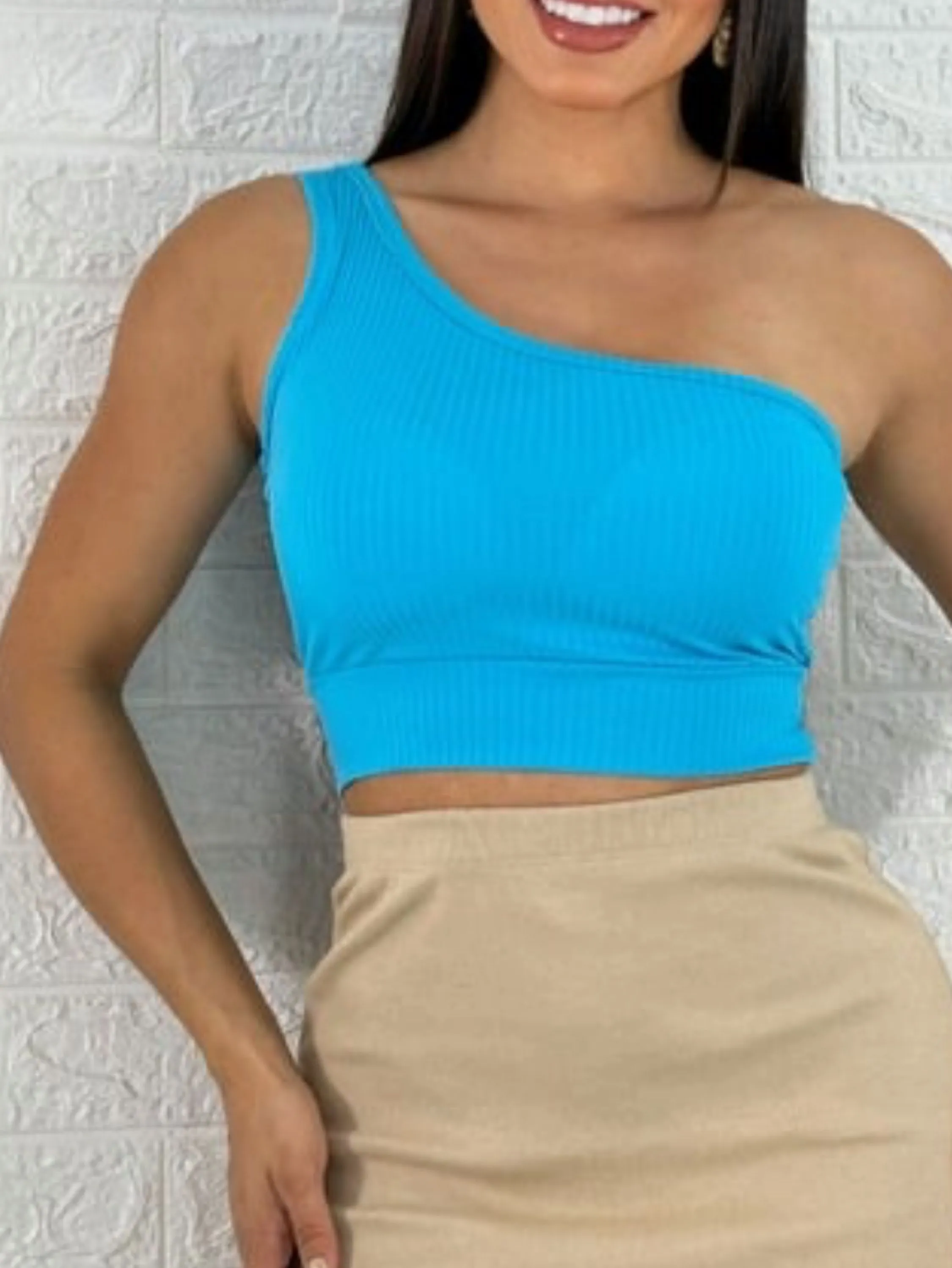 Cropped mula manca