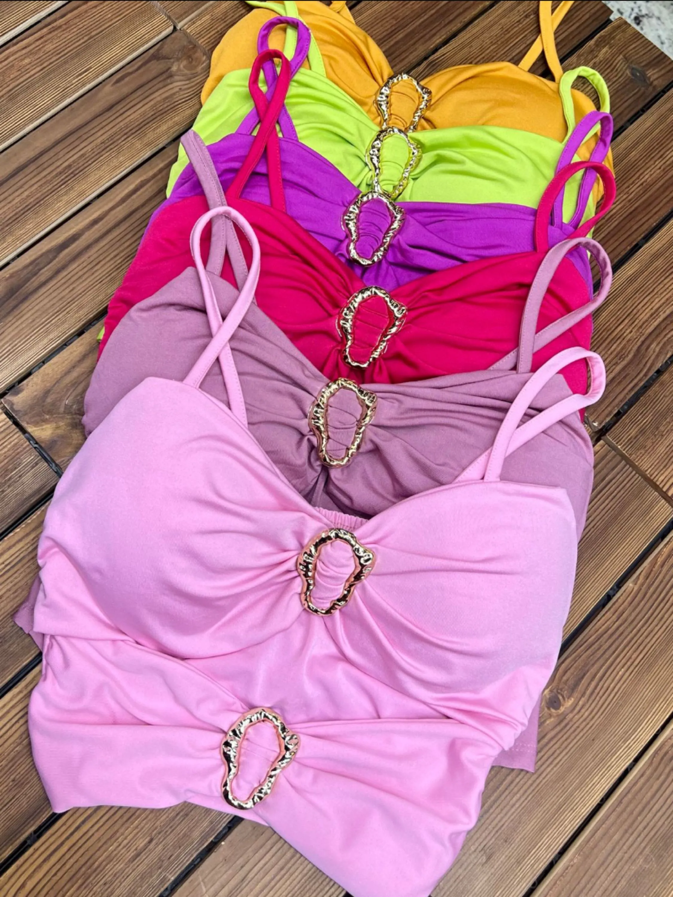 Cropped fivela orgânica