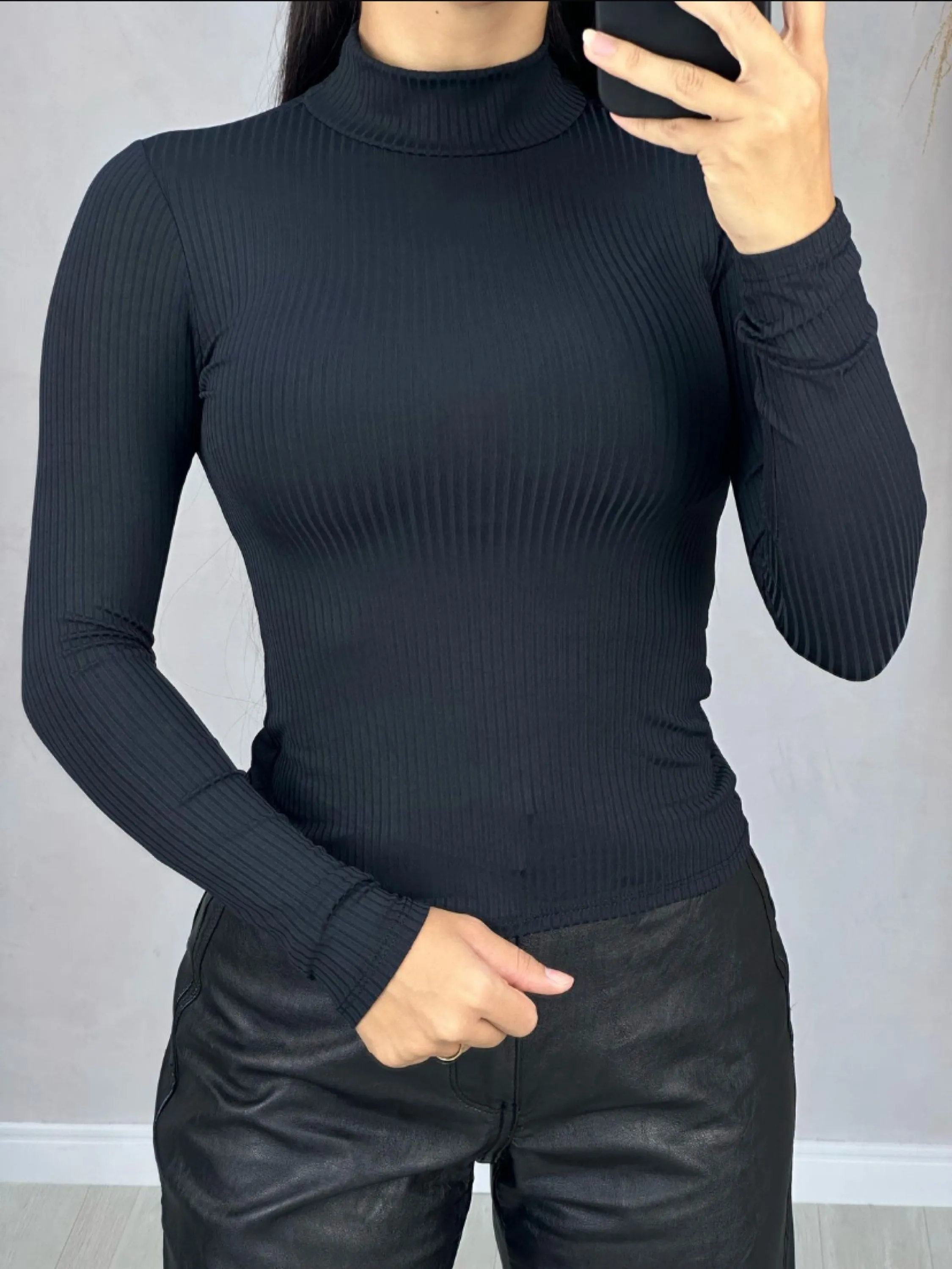 Blusa gola cacharrel