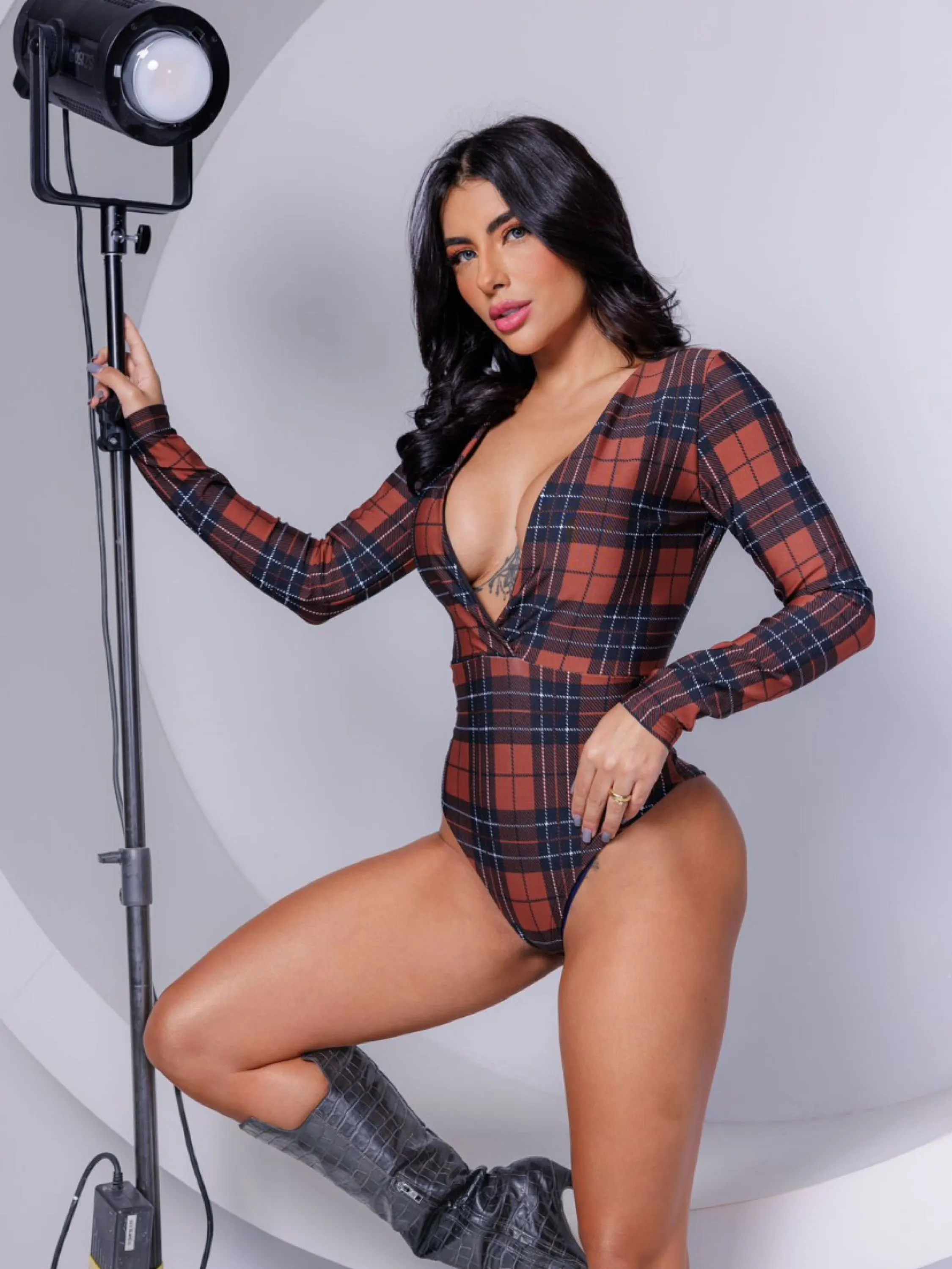 Boddy xadrez decote