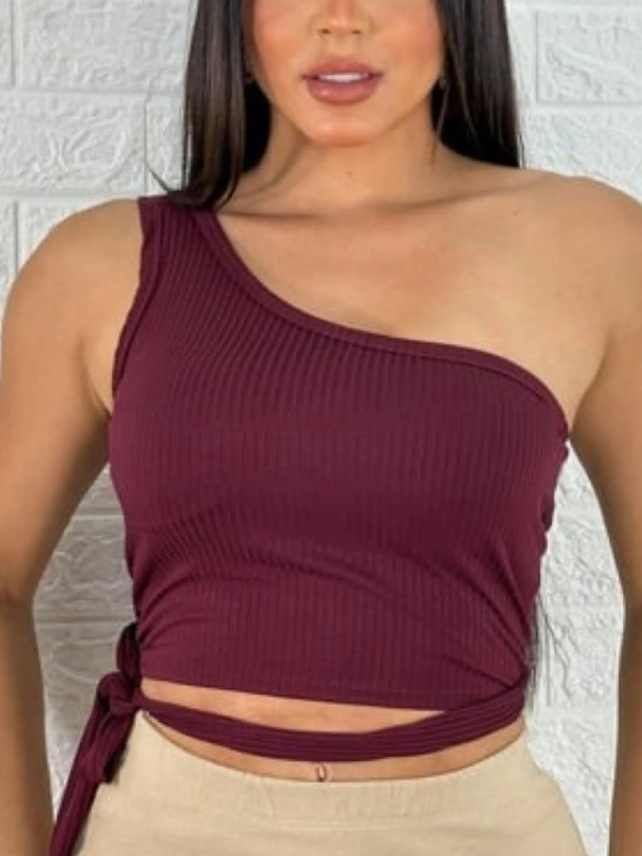Cropped uma manga só com bojo