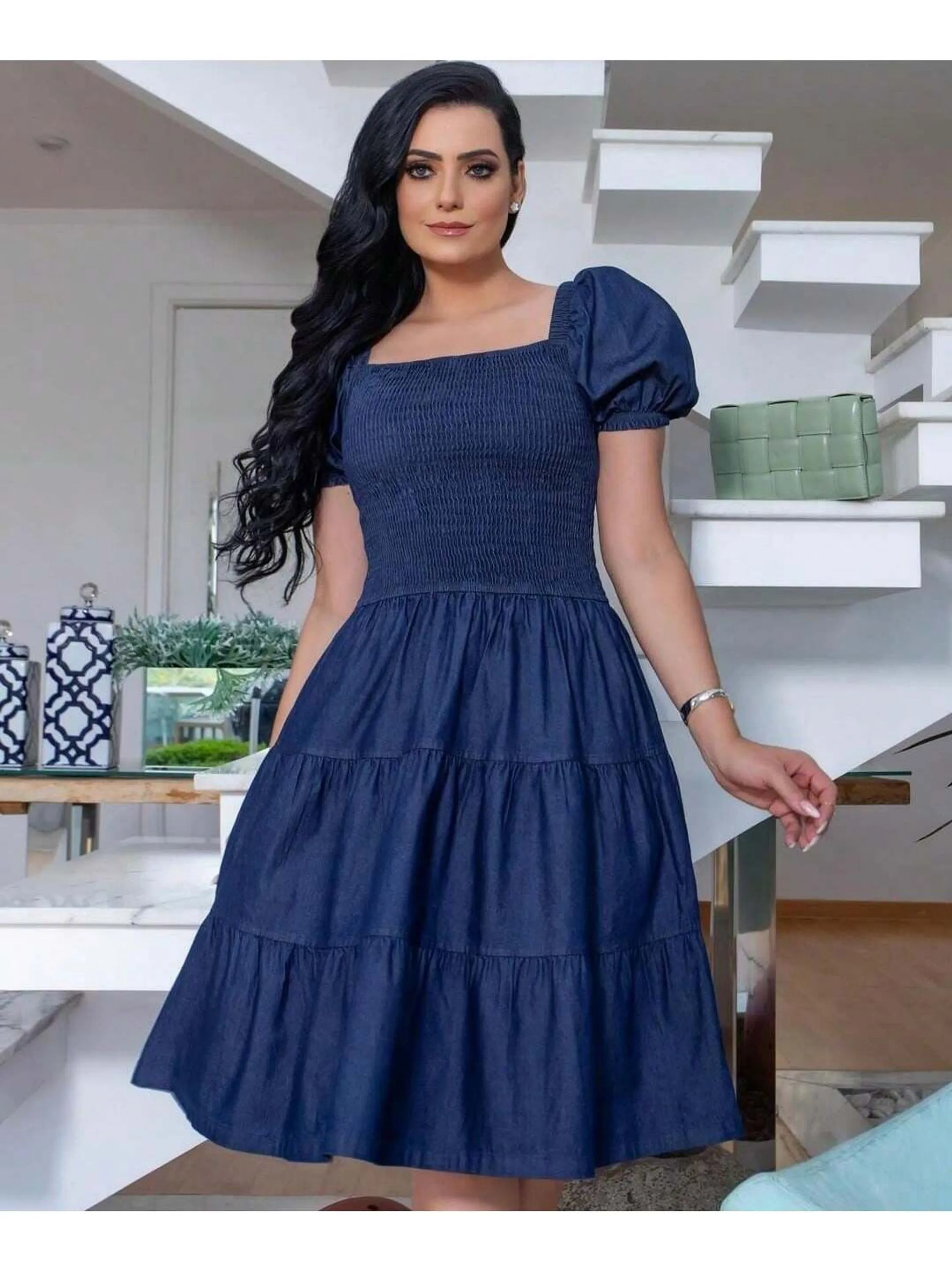 Vestido Feminino Curto Busto em Lastex Manga Bufante