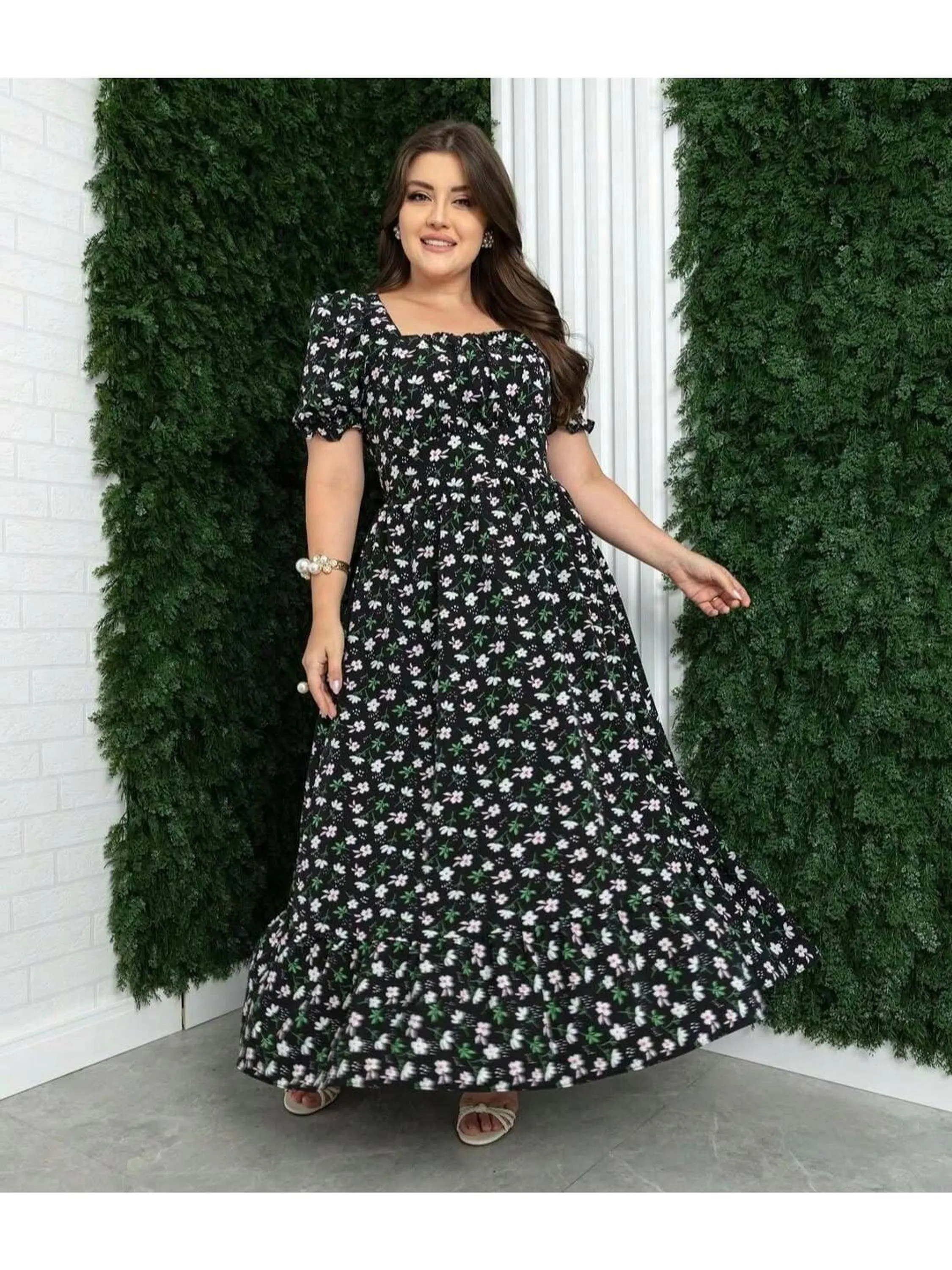 Vestido Feminino Longo com Babados Manga Princesa Floral