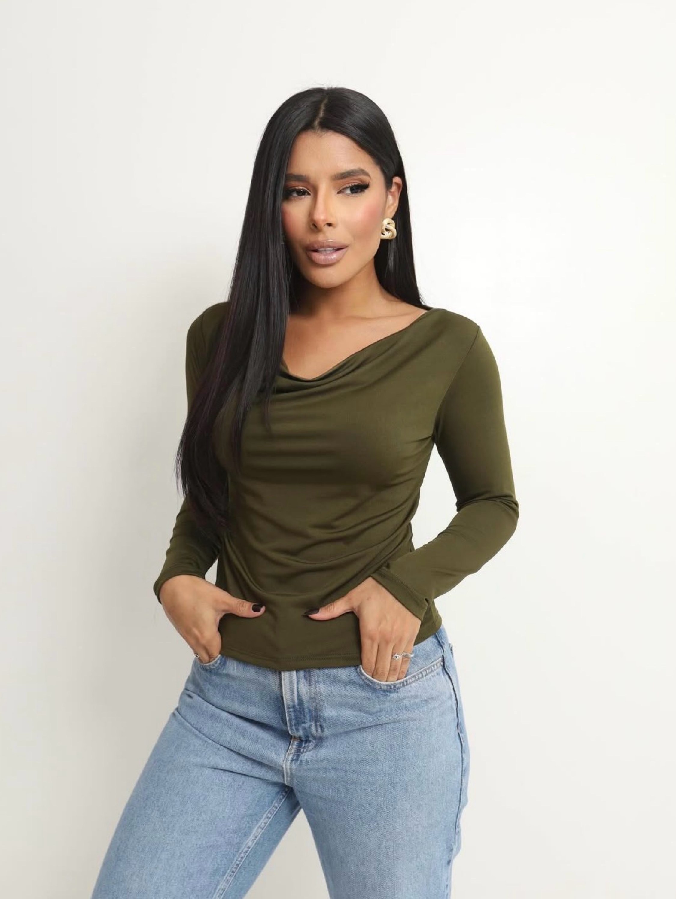 Blusa manga longa decote drapeado