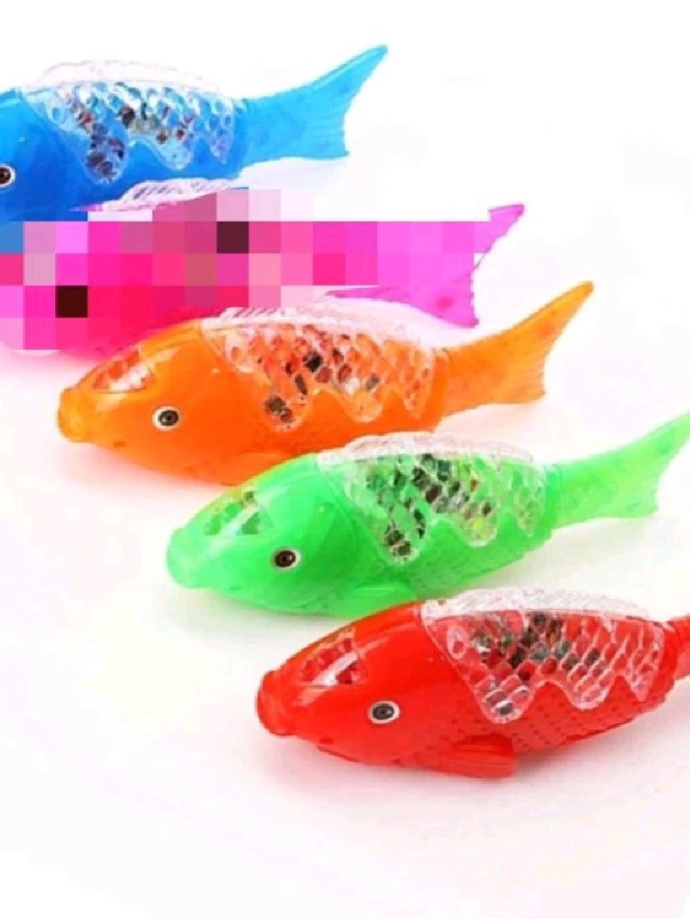 Brinquedos: Peixe menino, caminhada, música, Luz