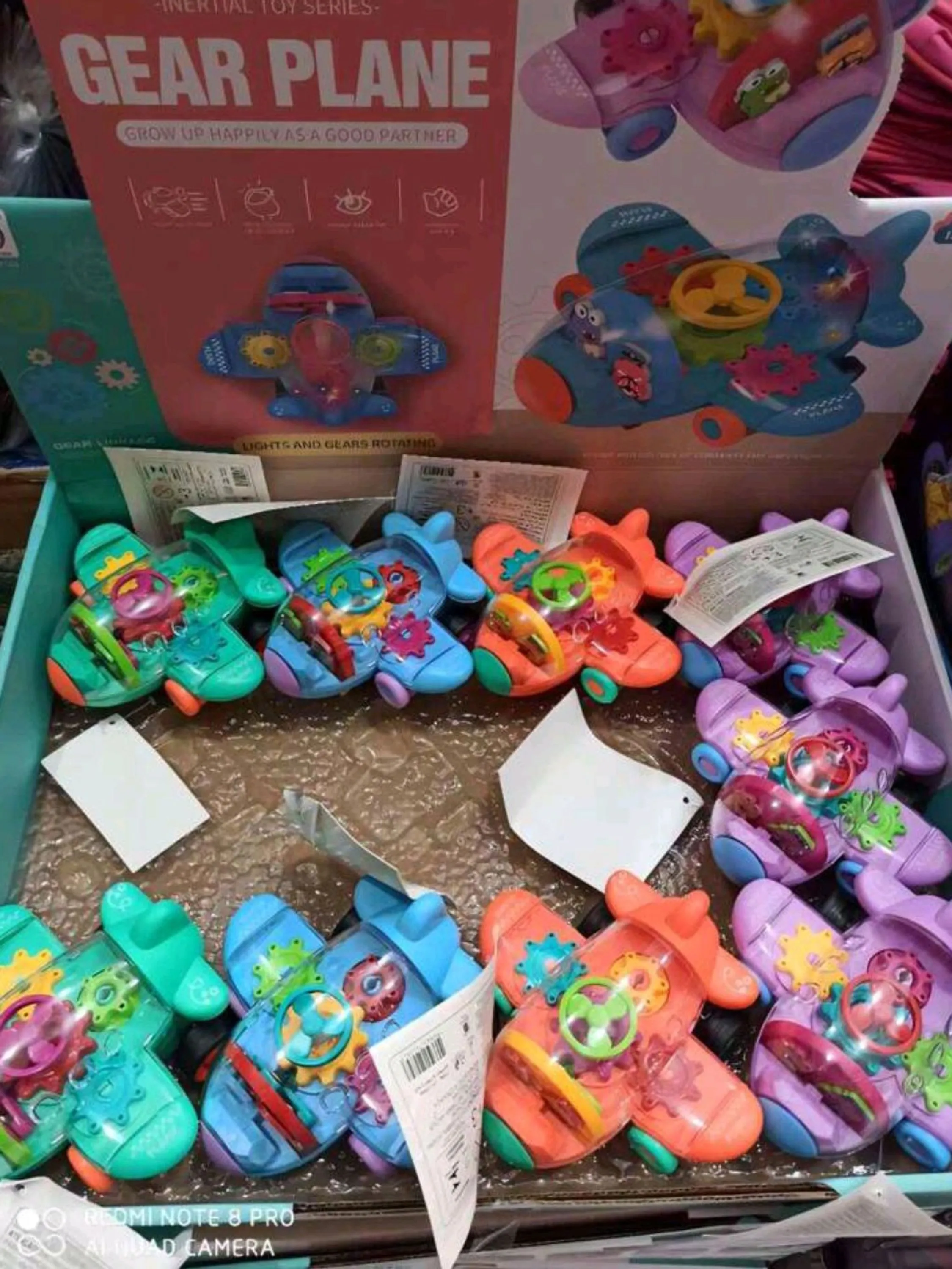 Brinquedo: 1ps, 3846 aviao , cor variado vendo