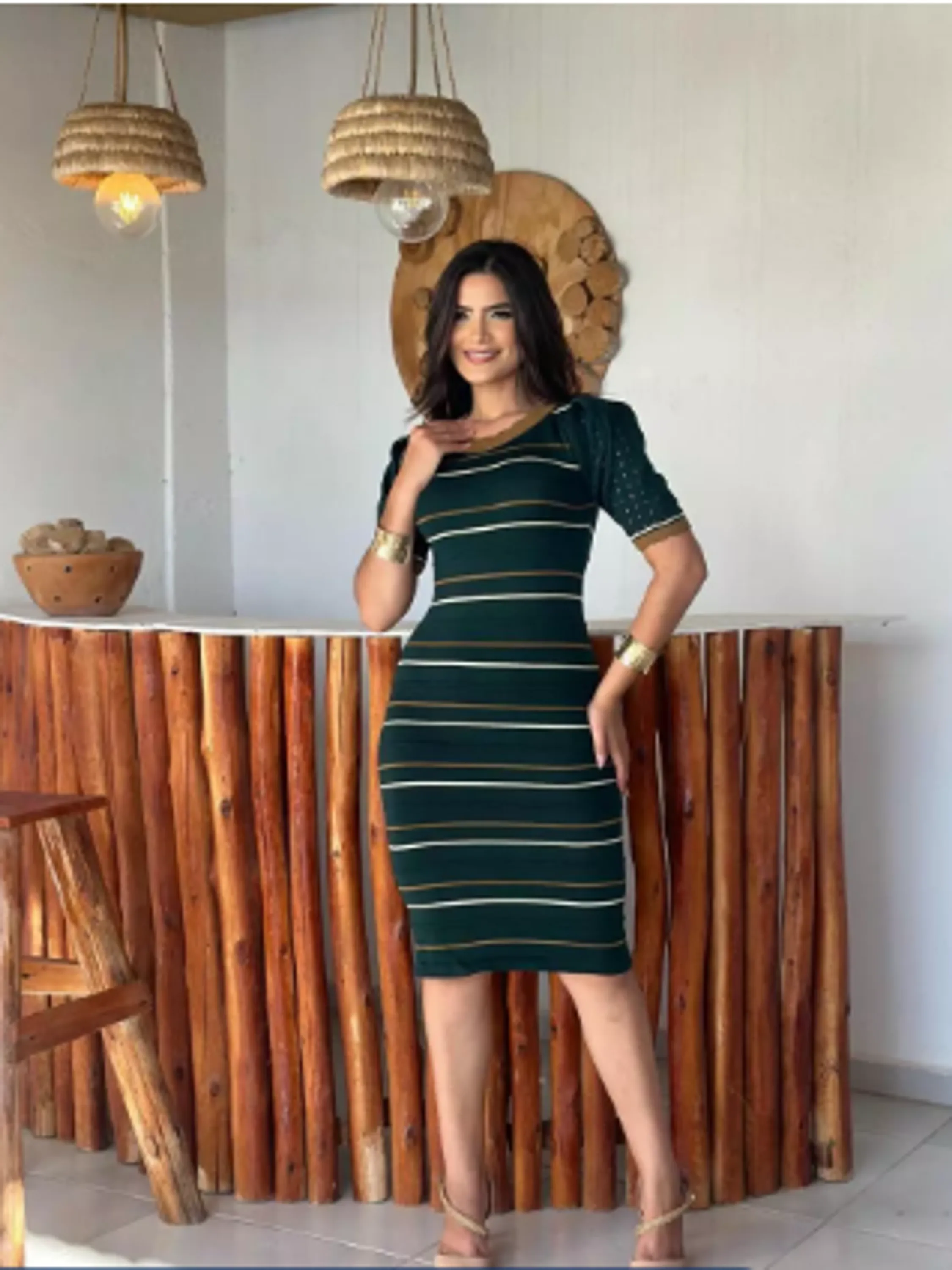 Vestido Midi Tricô Listrado Manga Bufante Furada