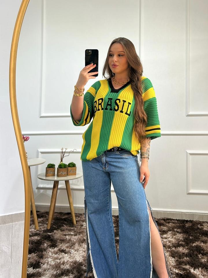 Blusa de Tricot Crochê Brasil Copa Camisa Decote V Oversized