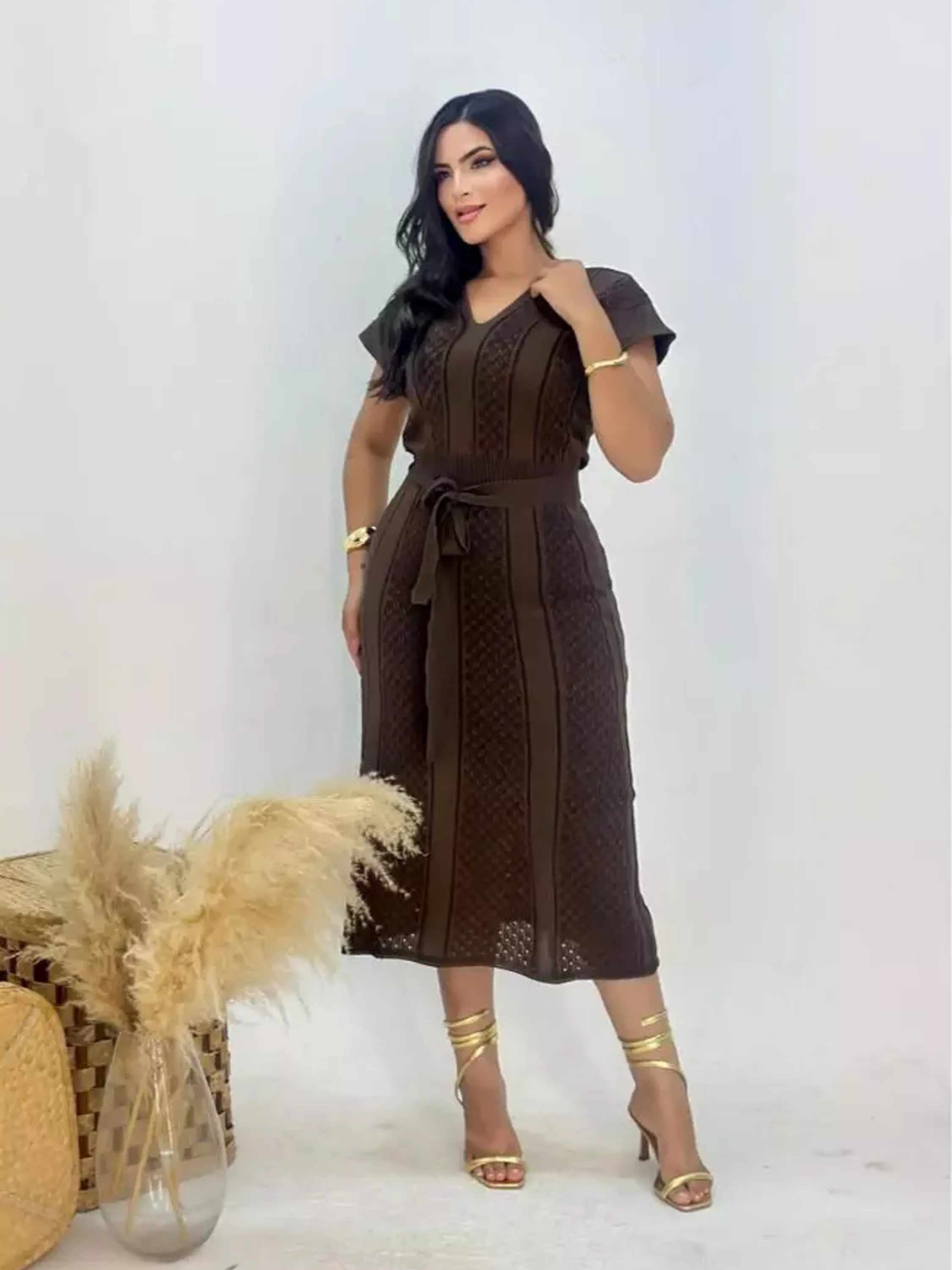 Vestido Midi Bandagem Tricô com Cinto